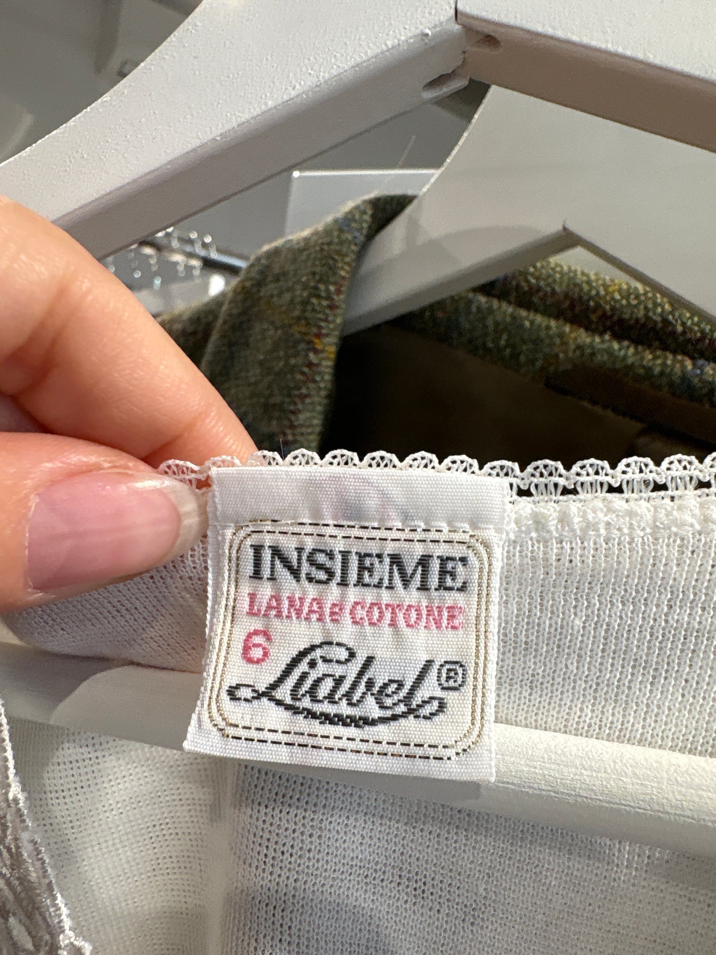 Maieu cambrat high end  italian din mix de lana irestringibila și bumbac