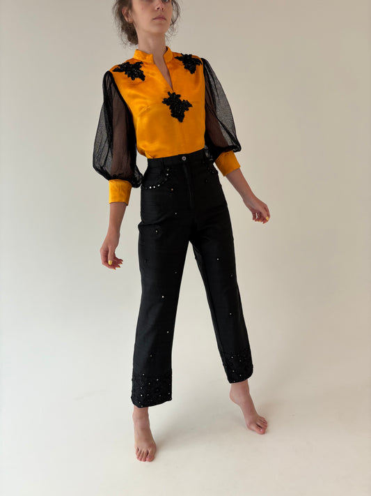 Pantaloni negri din mătase naturală dupioni cu aplicații manuale și broderie