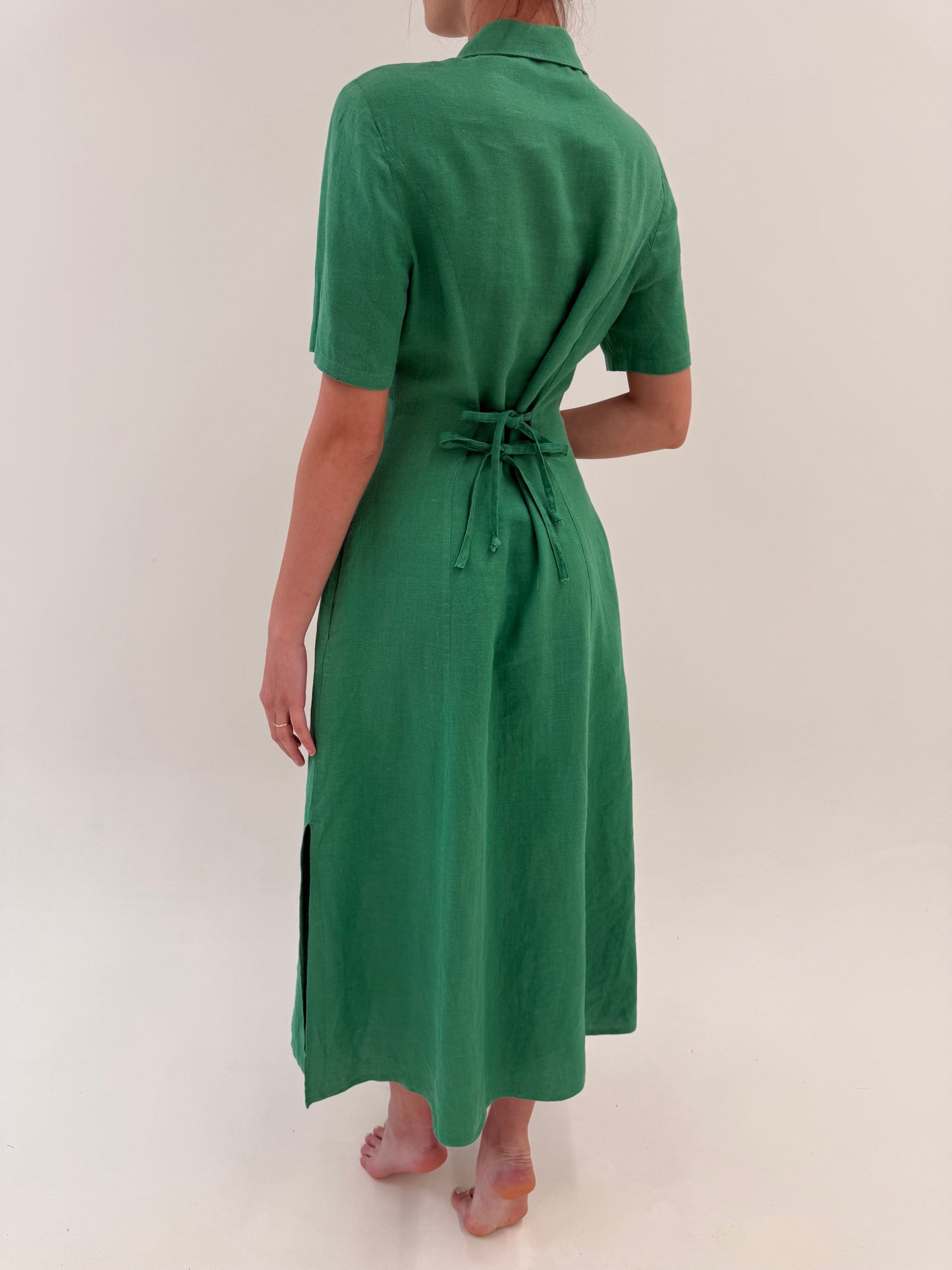 Rochie maxi din in excepțional cu buzunare și croi cambrat
