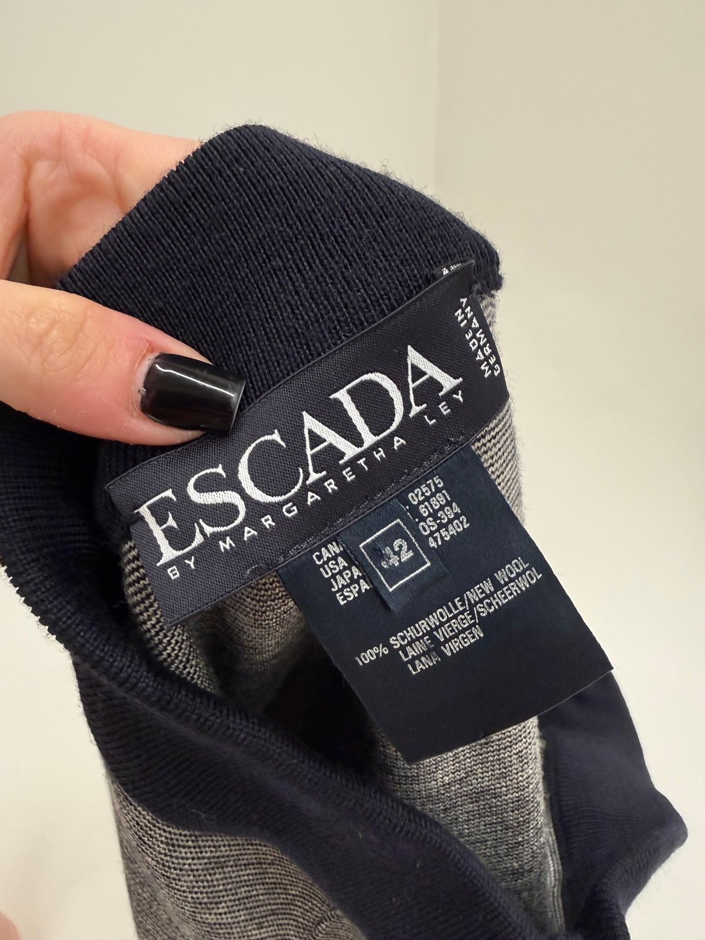 Fustă luxury Escada din tricot de lana merino extrafina cu pliseuri și talie înaltă