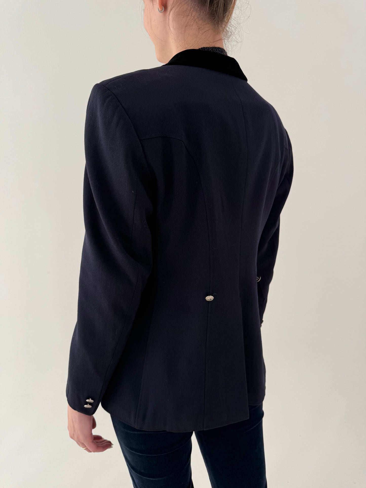 Sacou cambrat de călărie din lana ultra confort cu nasturi argintii