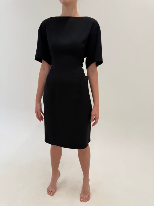 LBD Prada de la business la cocktail în croi atemporal din Georgette