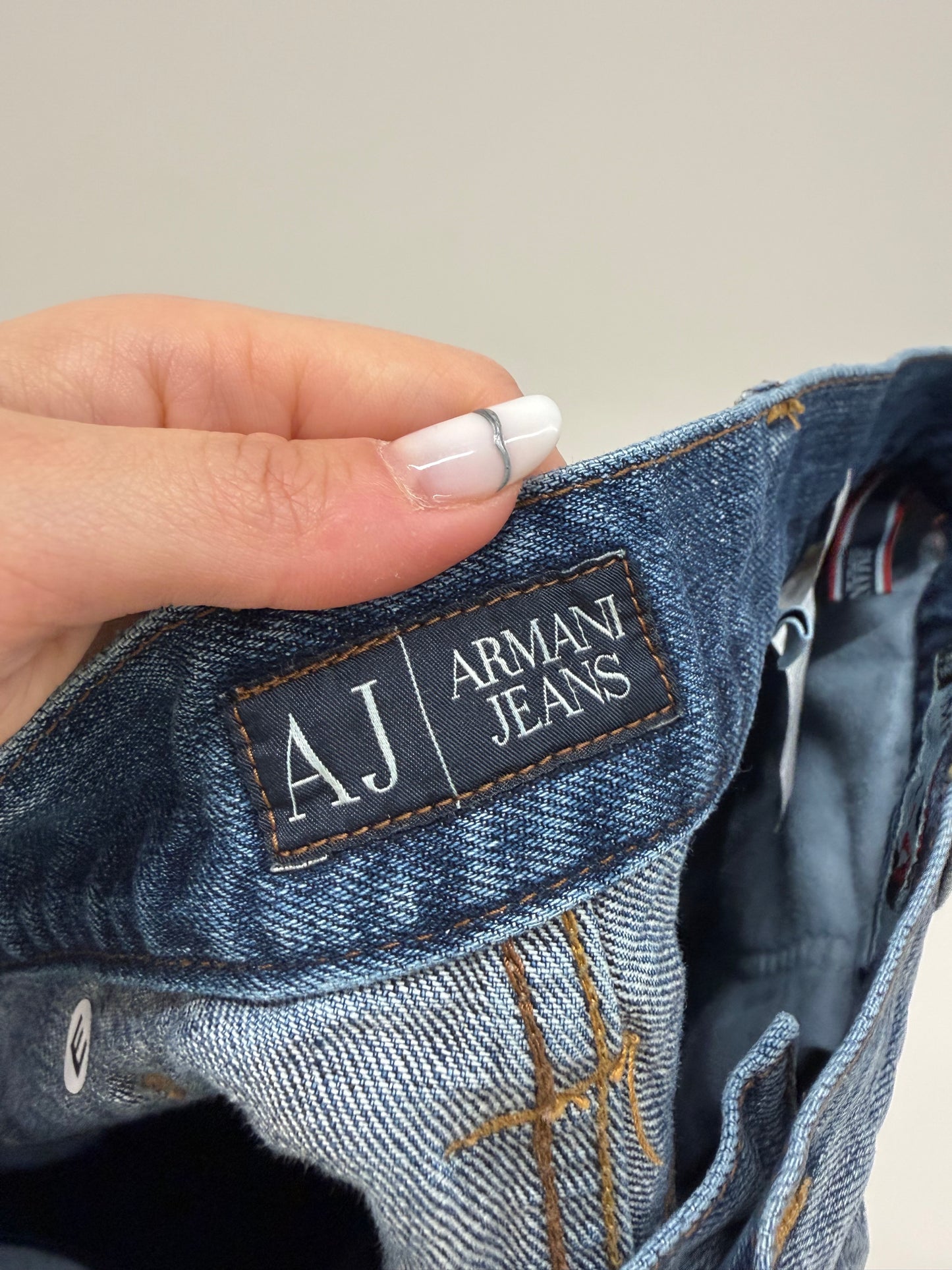 Jeans Armani tall bootcut ușor modelatori