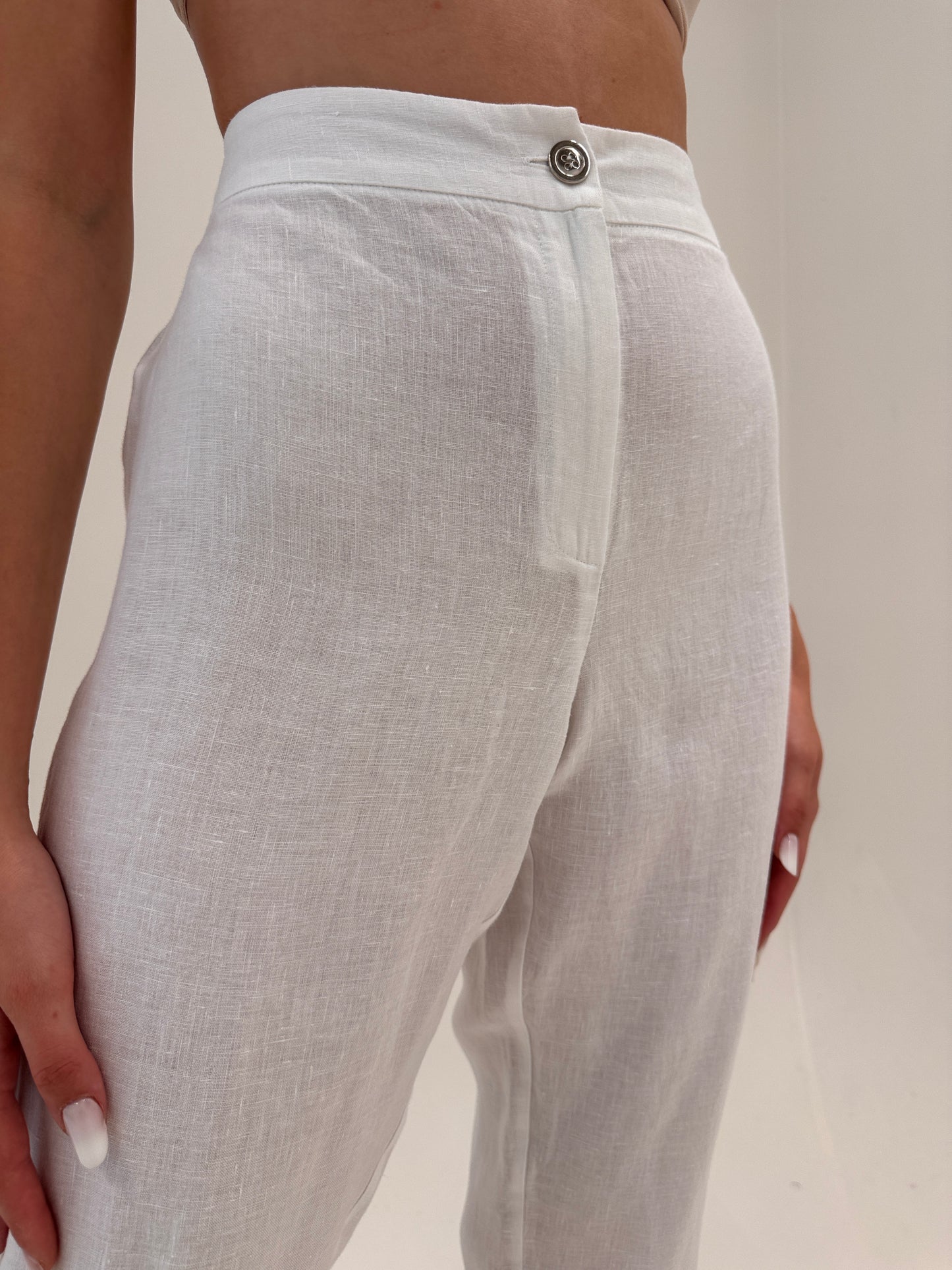 Pantaloni petite din in premium cu talie elastică