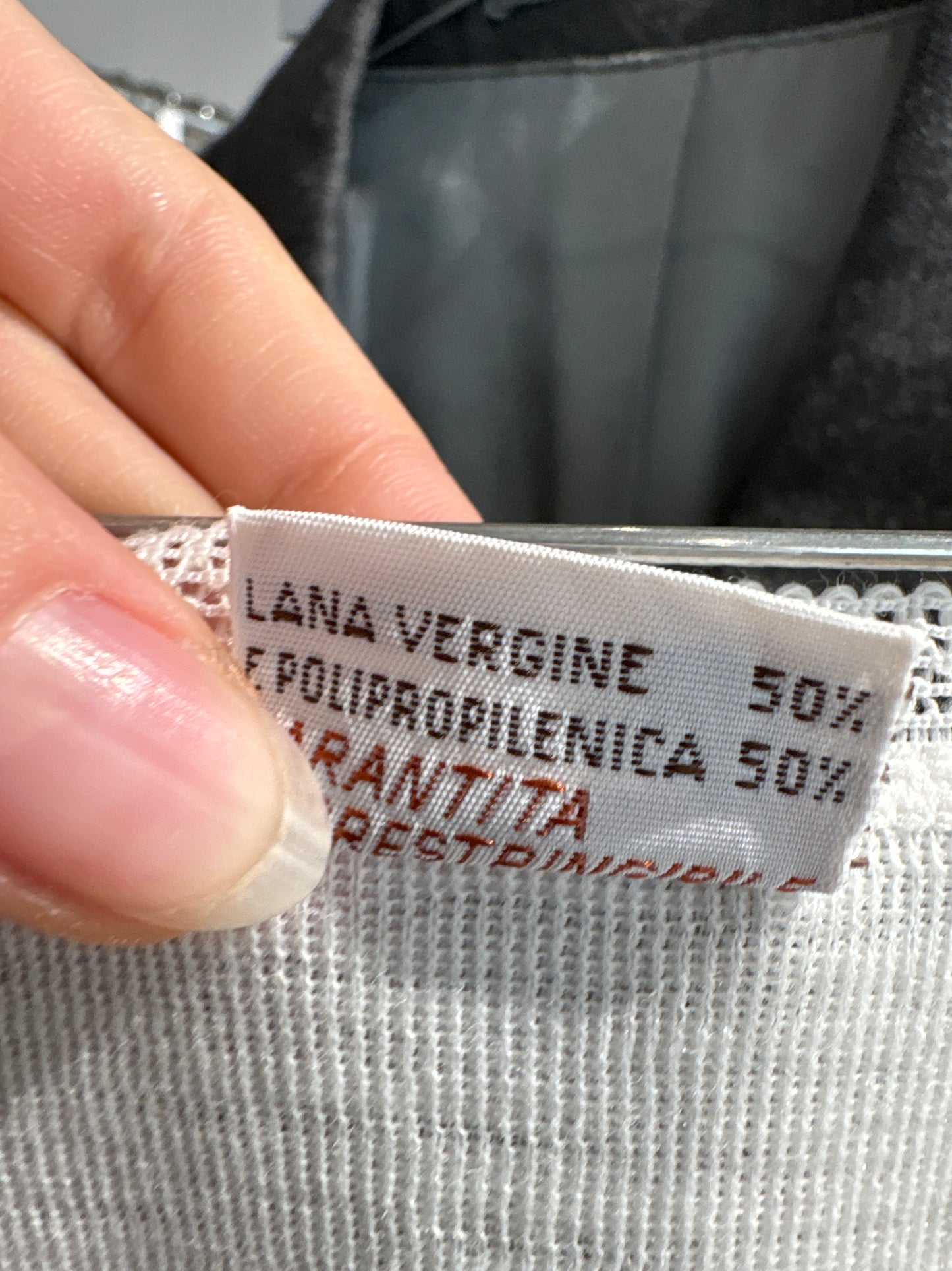 Top lung cambrat italian tip furou din lana extrafina irestringibila