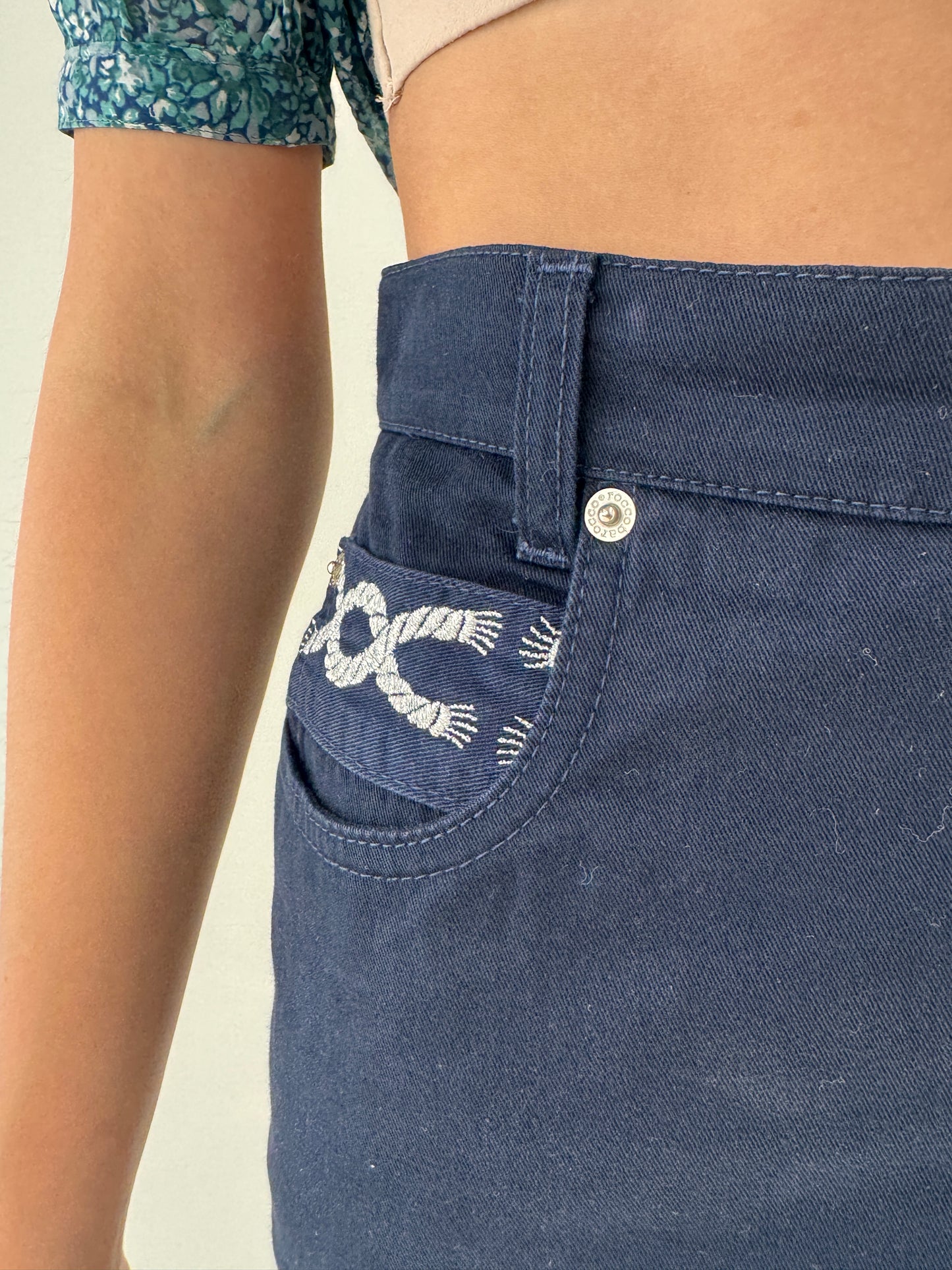 Fustă creion din jeans Rocco Barocco cu broderie baroc