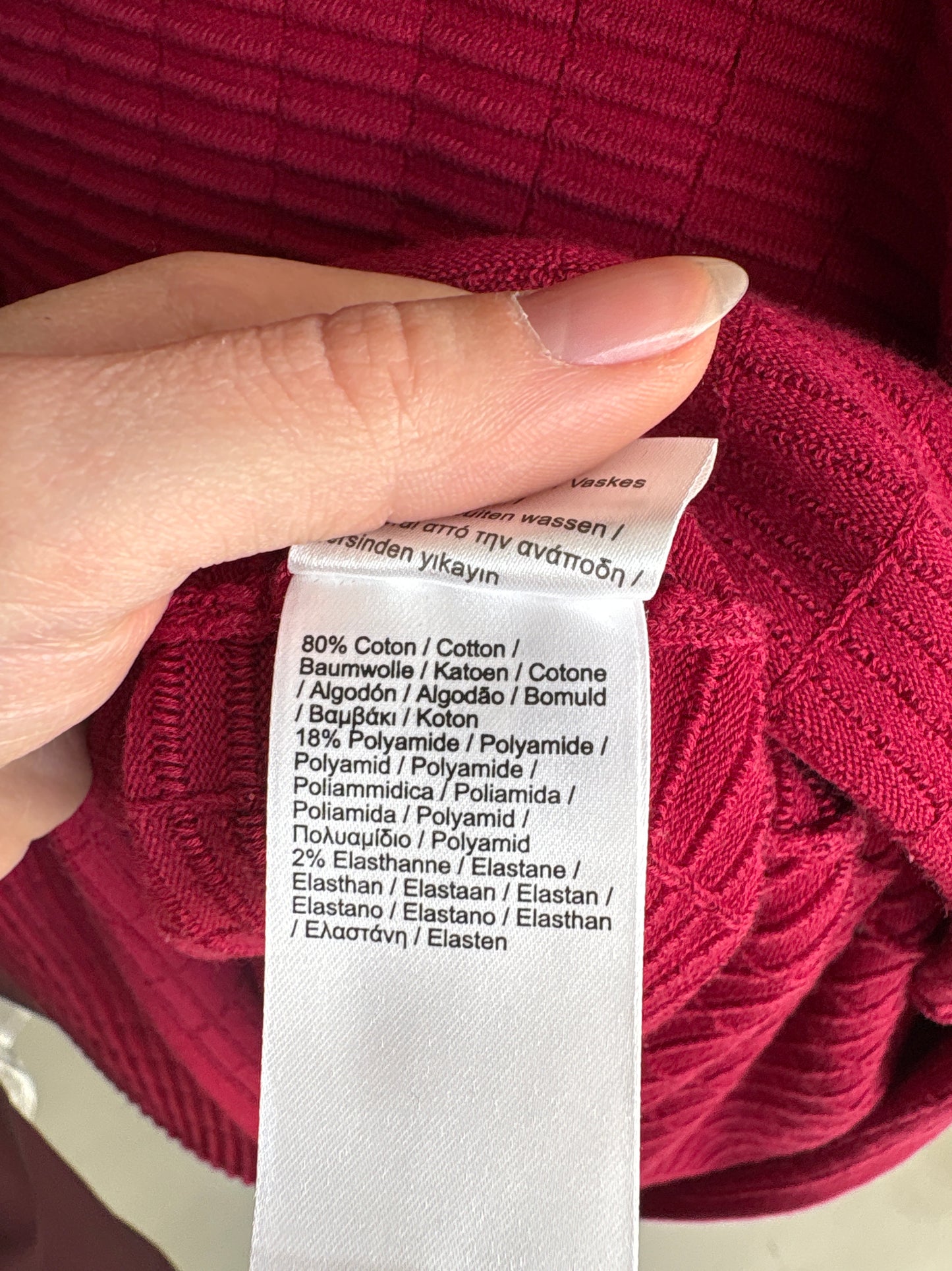 Rochie Lacoste cu influențe casual din jerse ribbed de bumbac cu elastan