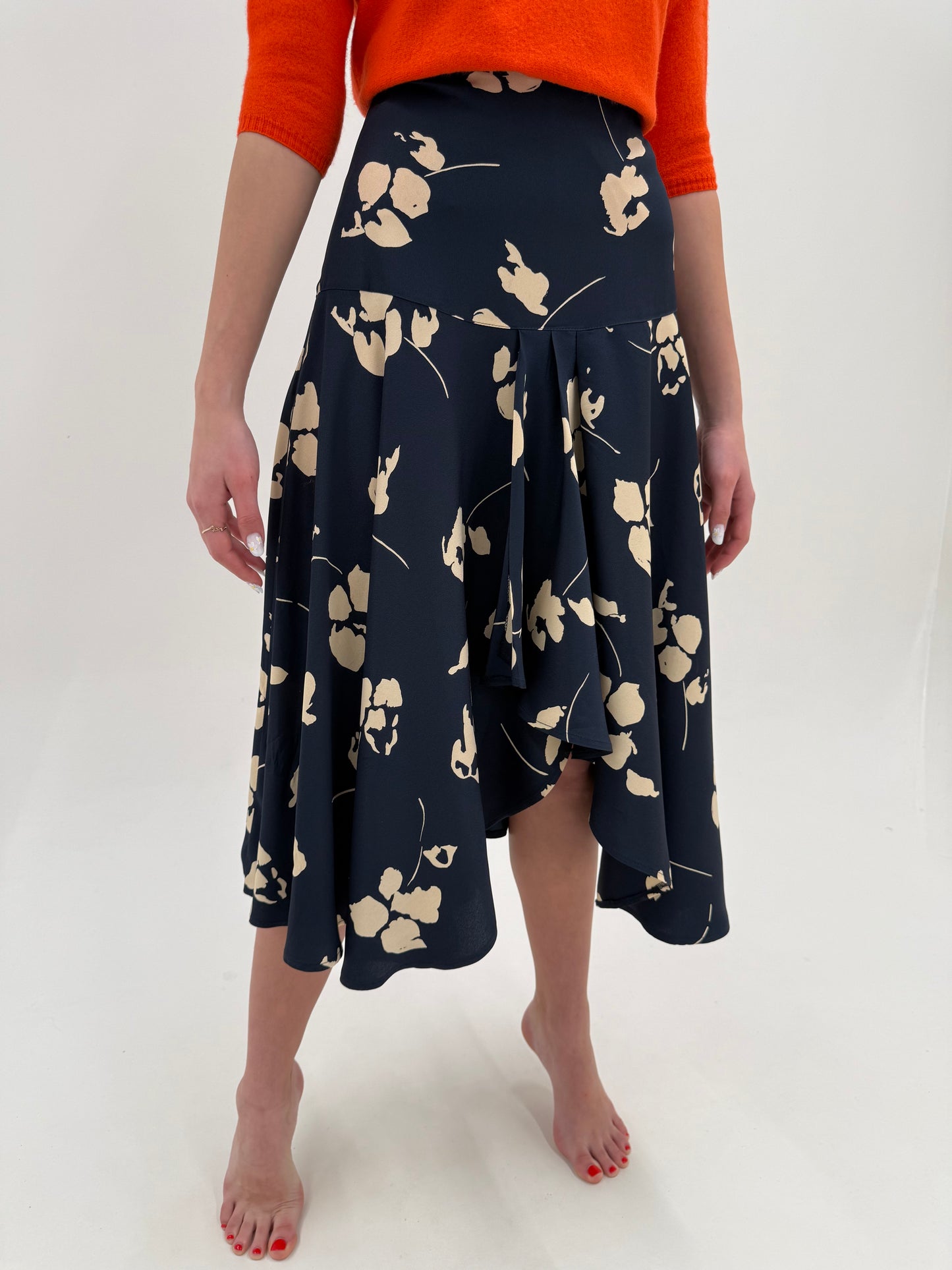 Fustă Navy cu print floral camel în croi ultra chic și talie ultra înaltă
