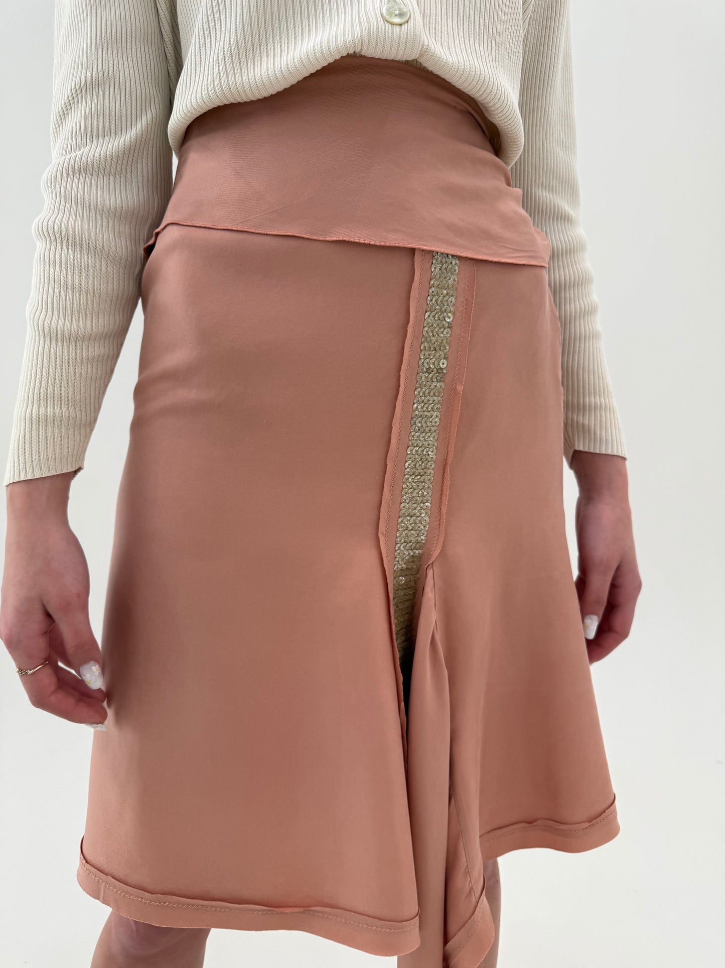 Fustă din mătase naturală chesnut pink în croi deosebit super în trend