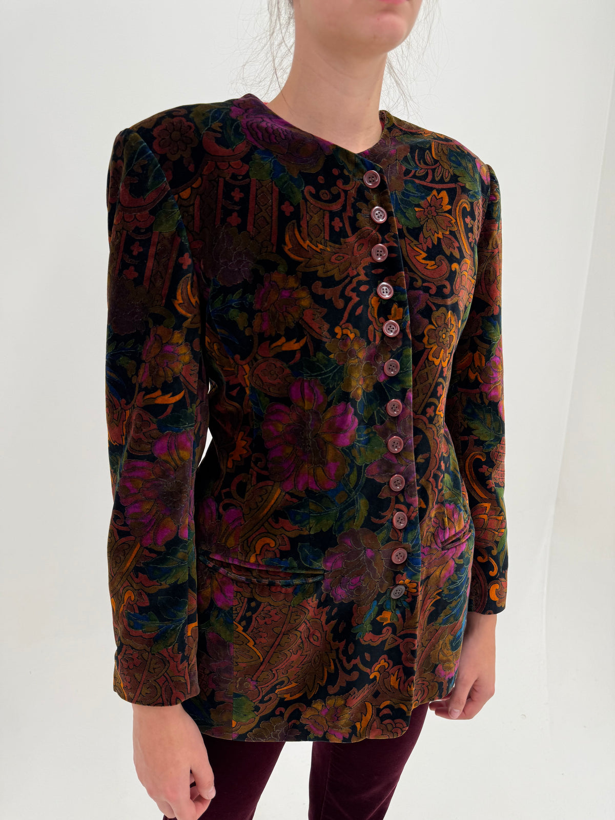 Sacou luxury Bogner din catifea excepțională cu print paisley în culori superbe