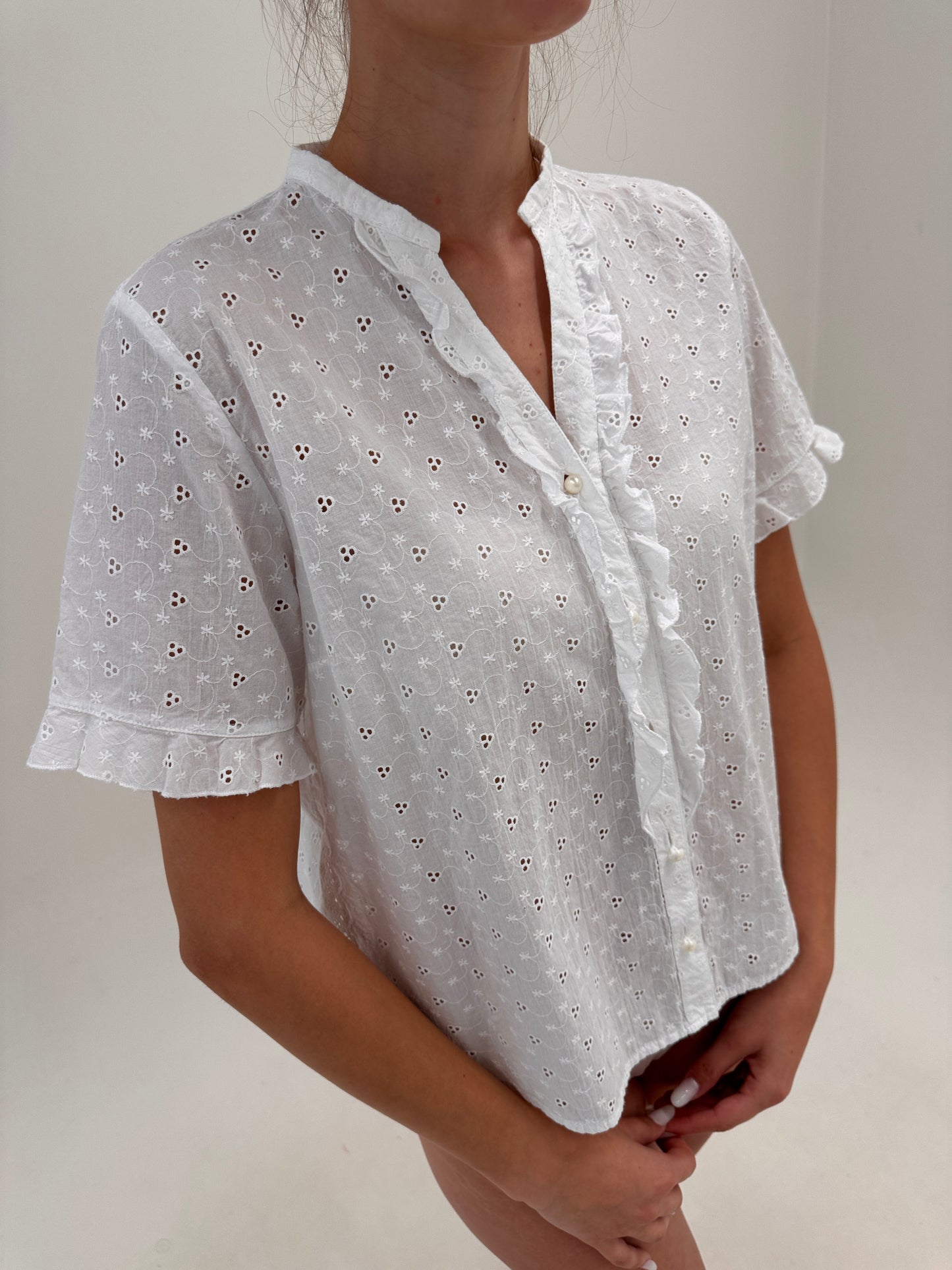 Cămașa italiana cu nasturi perlă integral broderie anglaise