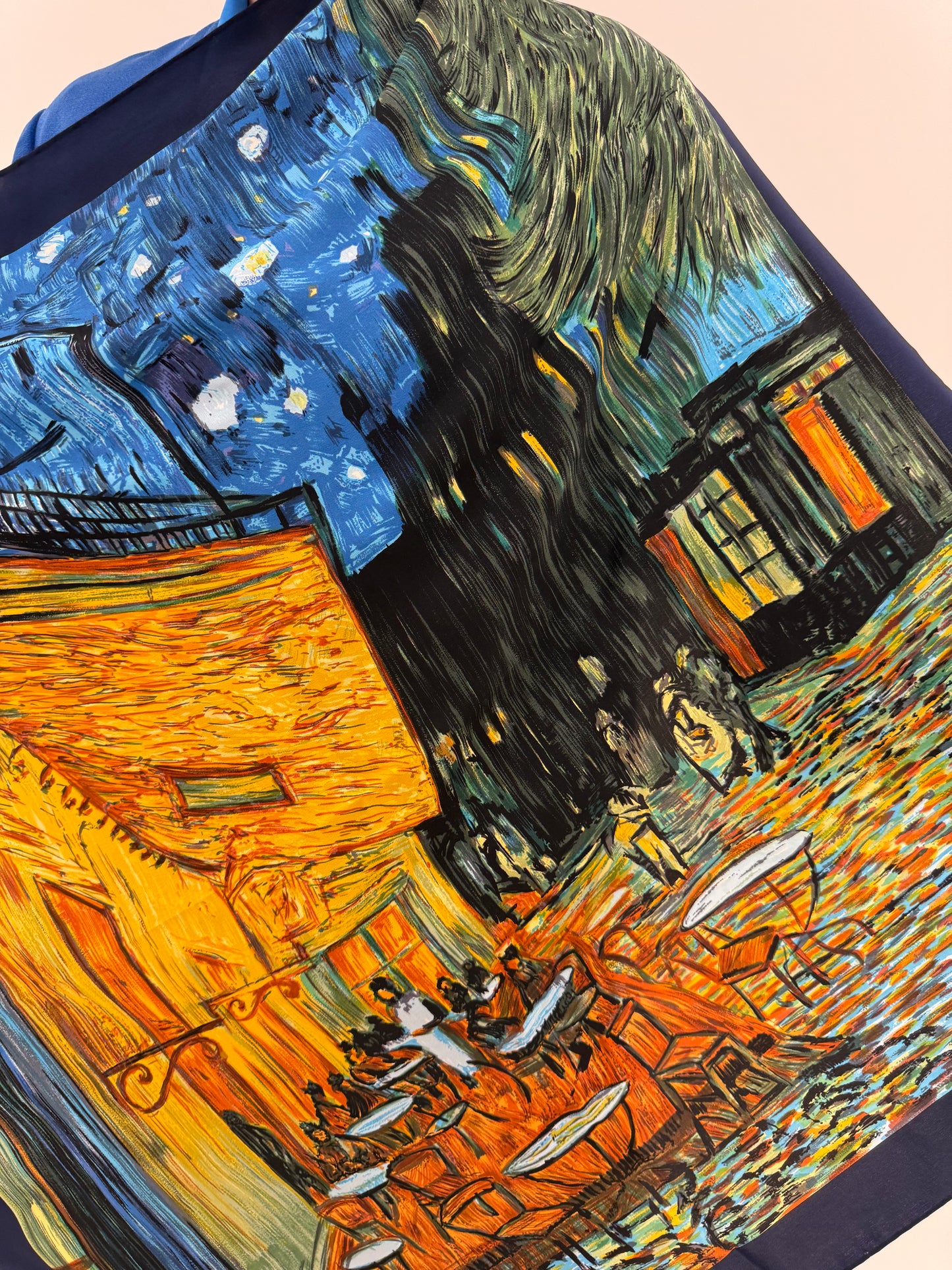 Eșarfă din mătase naturală cu print în stil Van Gogh