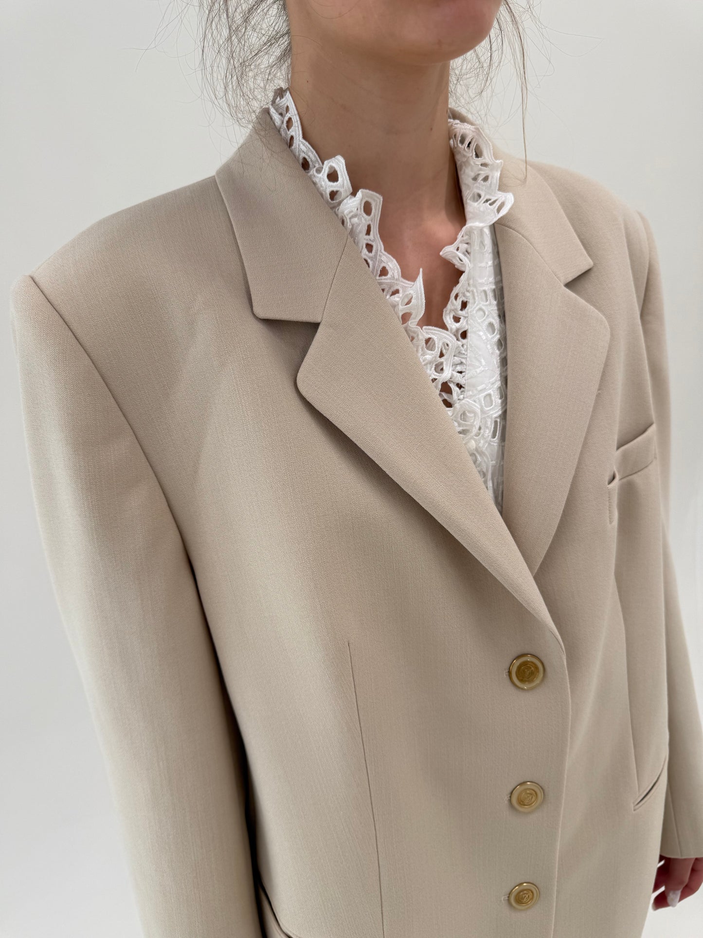 Sacou nude de brand luxury vintage Delmod în croi clasic