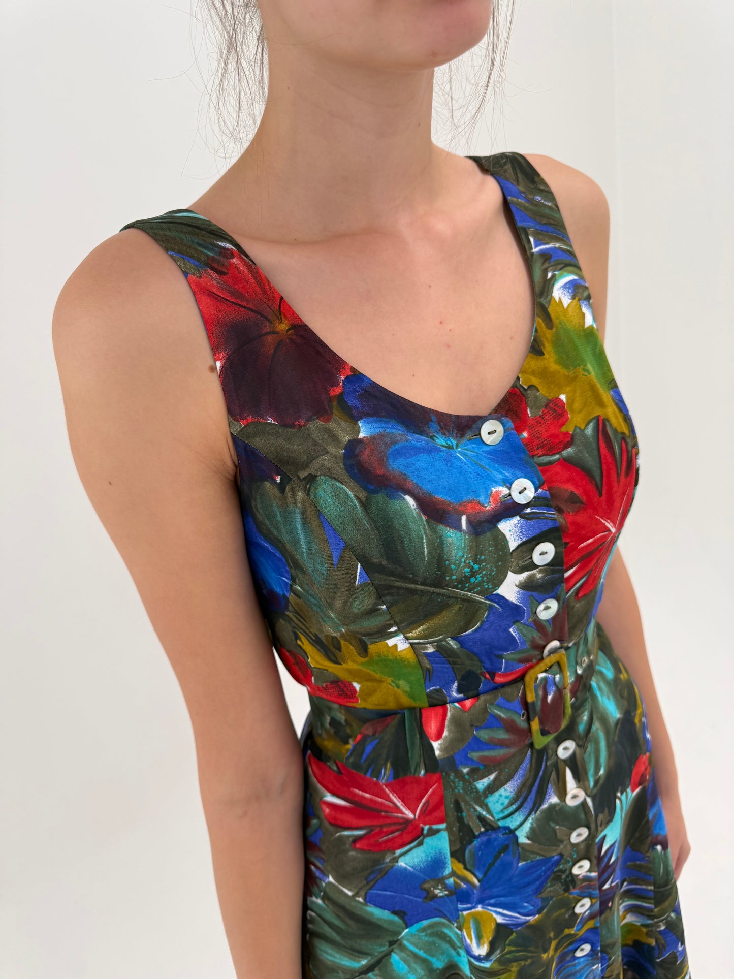 Rochie ultra feminină super vaporoasă cu print organic statement superb