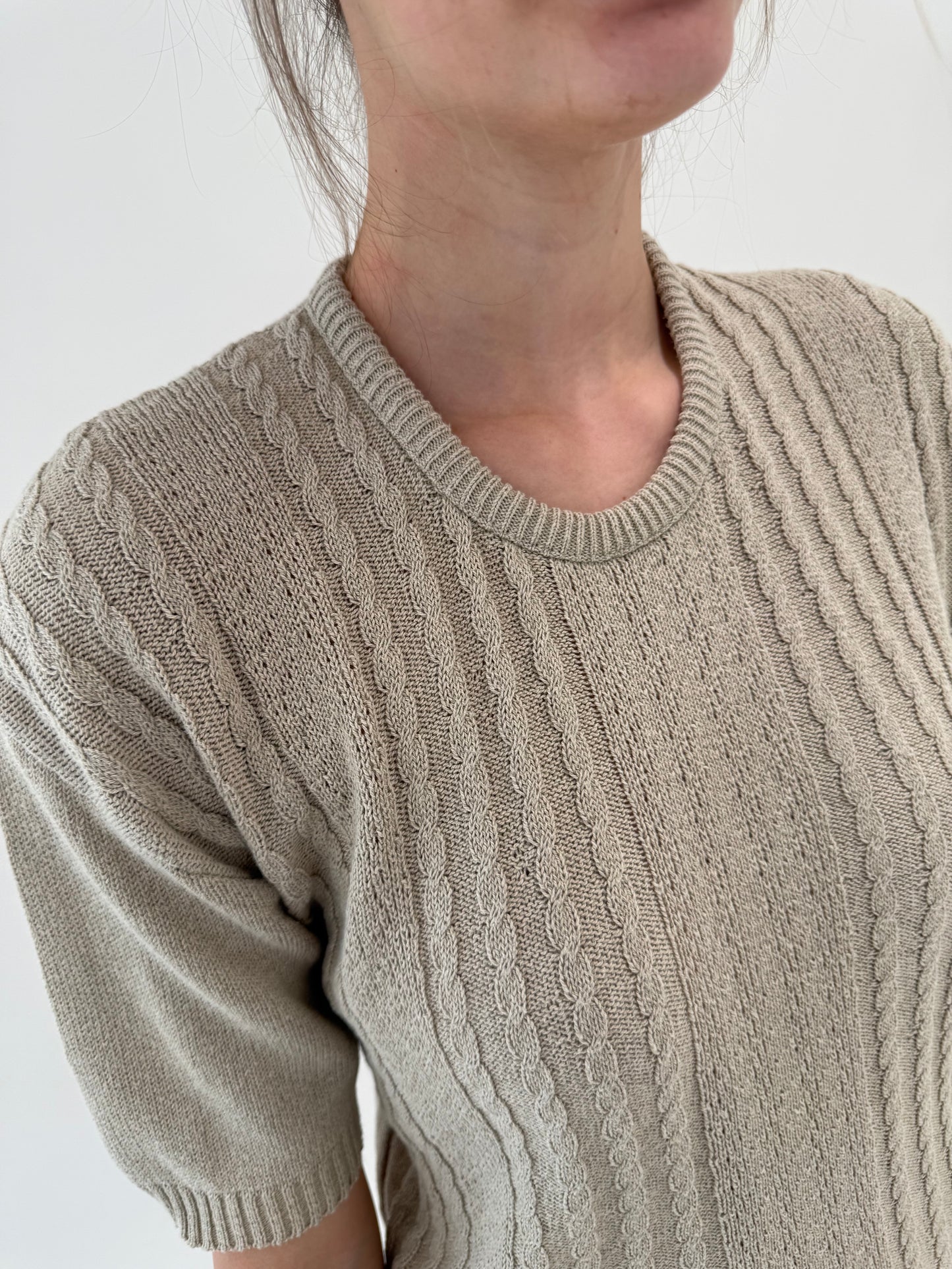 Top nude cu torsade din tricot excepțional de în și bumbac