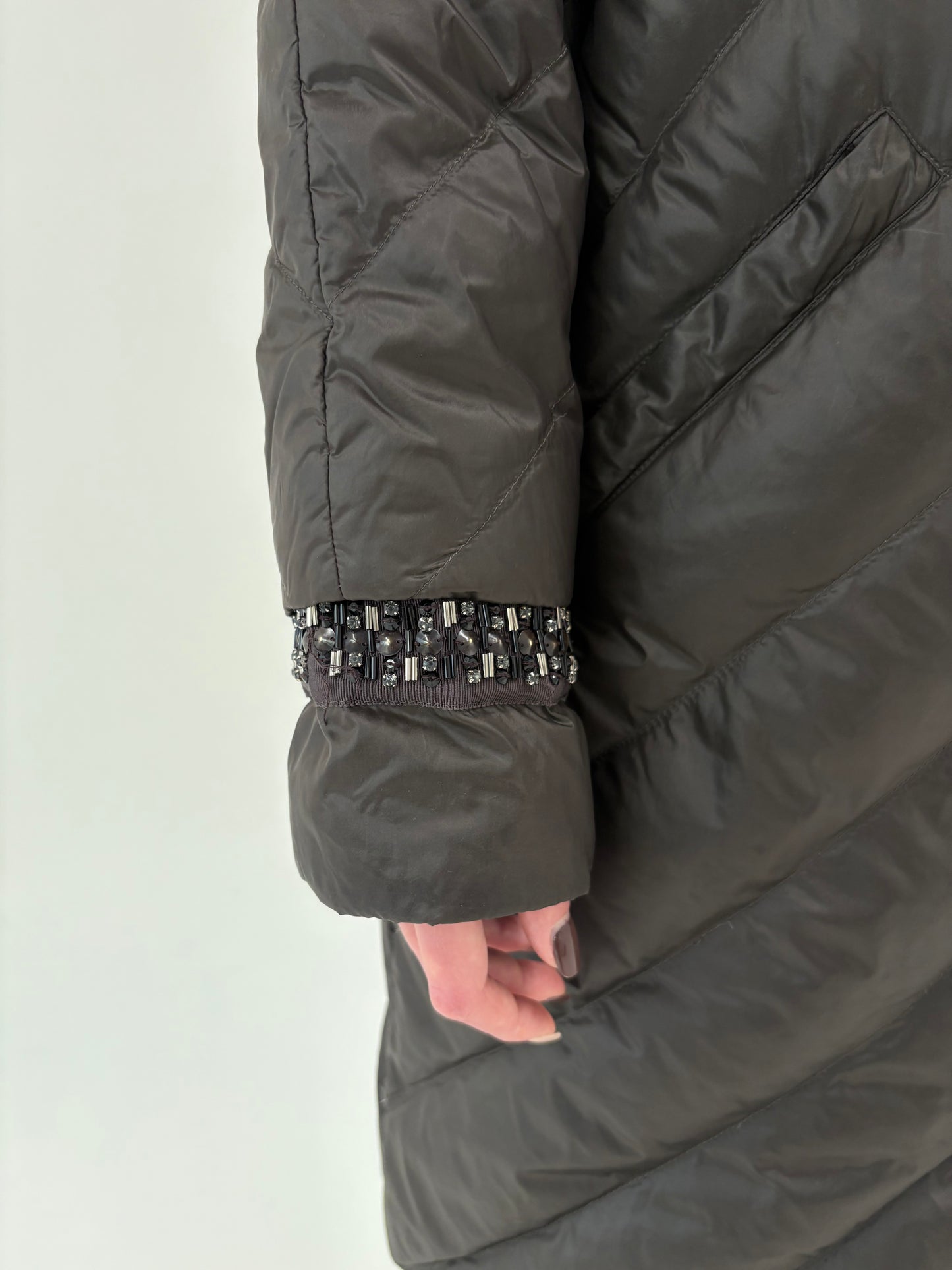 Geacă din puf luxury Laurel by Escada cu glugă si interior snake print