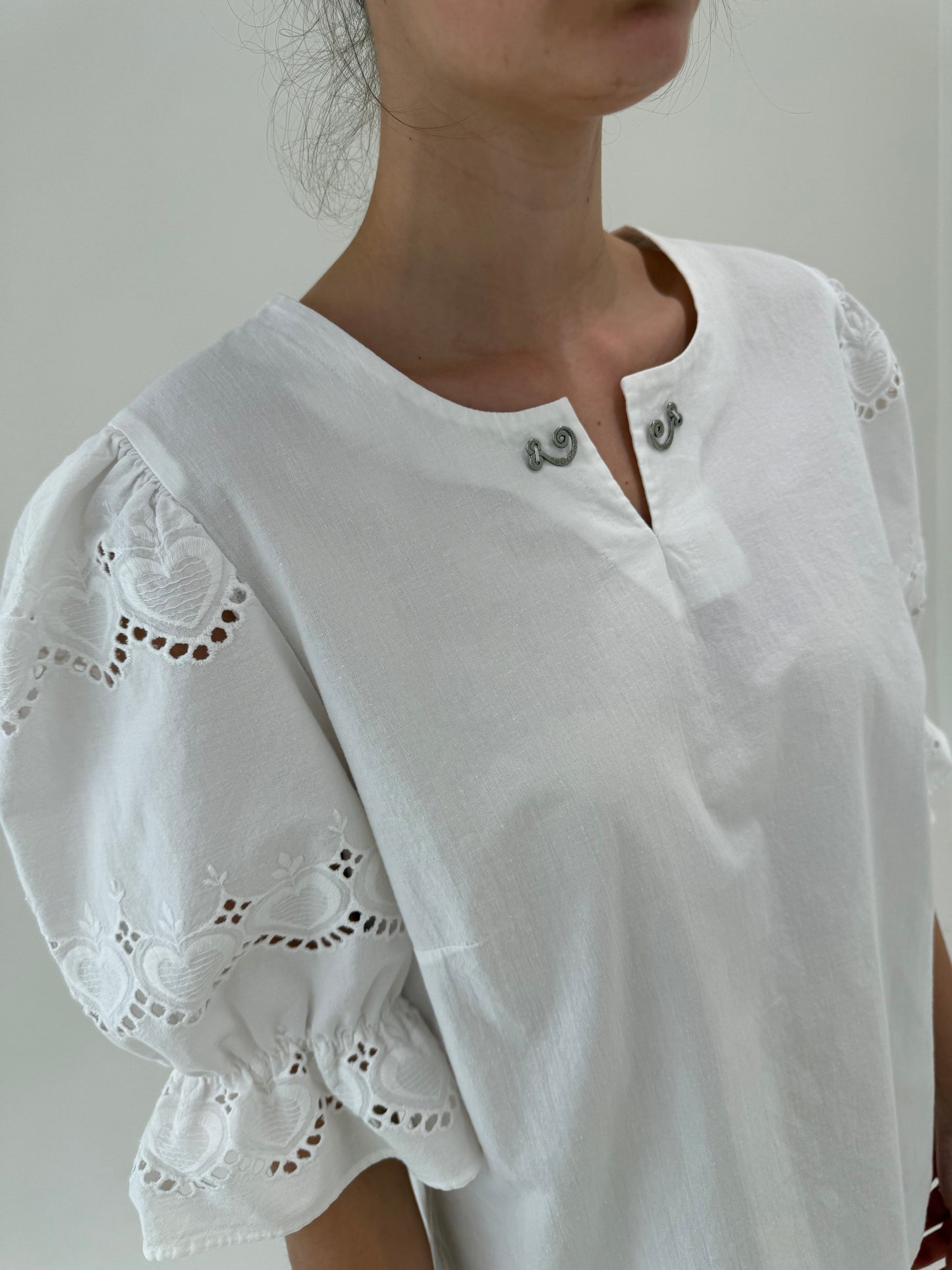 Top vintage cu broderie anglaise din pânză excepțională de bumbac