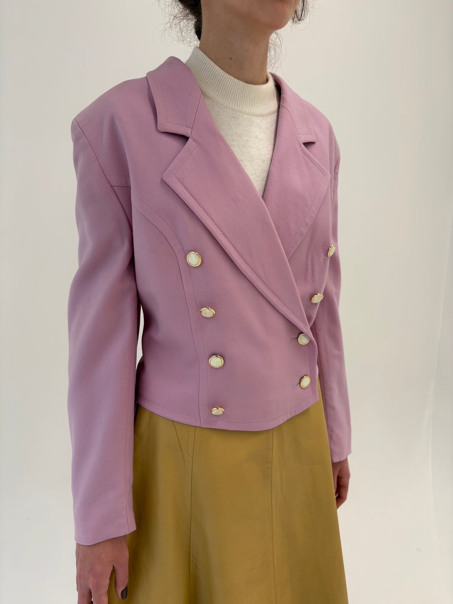 Sacou cambrat din stofă excepțională de lana și cașmir powder pink