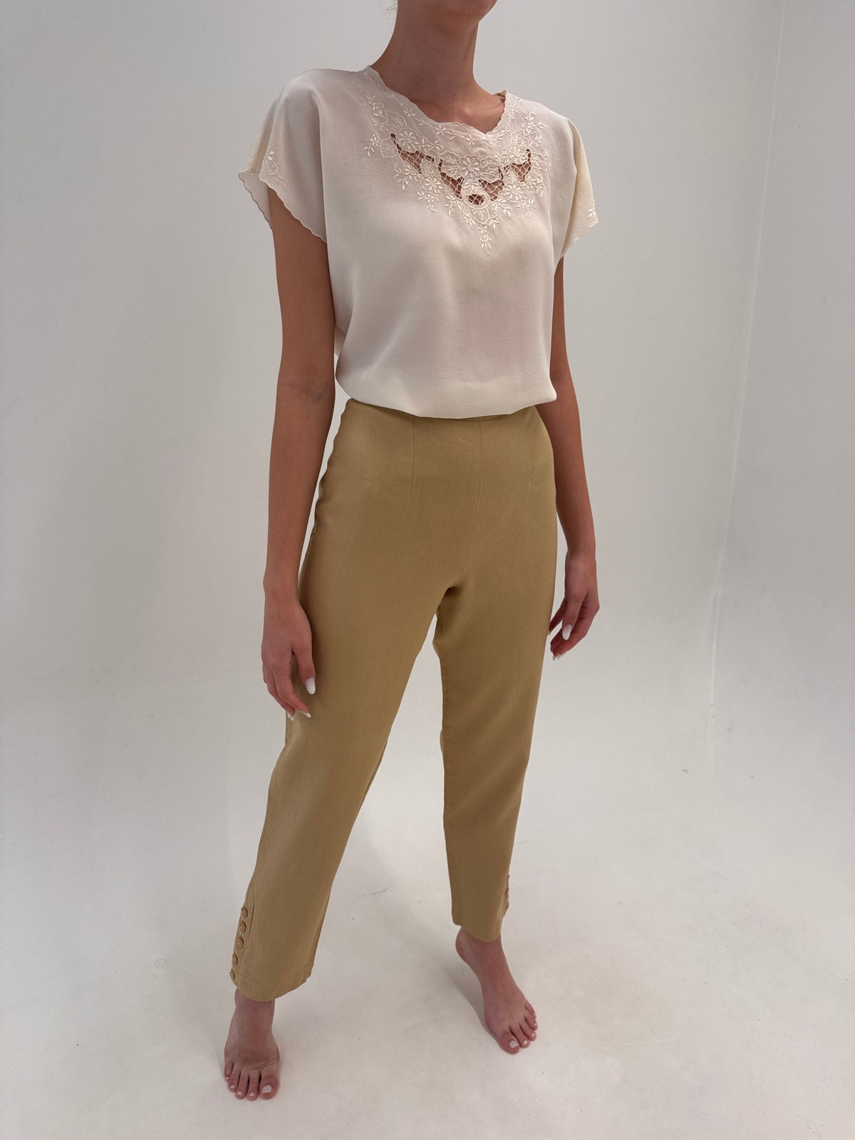 Pantaloni camel Marella by Max Mara din pânză de excepțională de in și bumbac