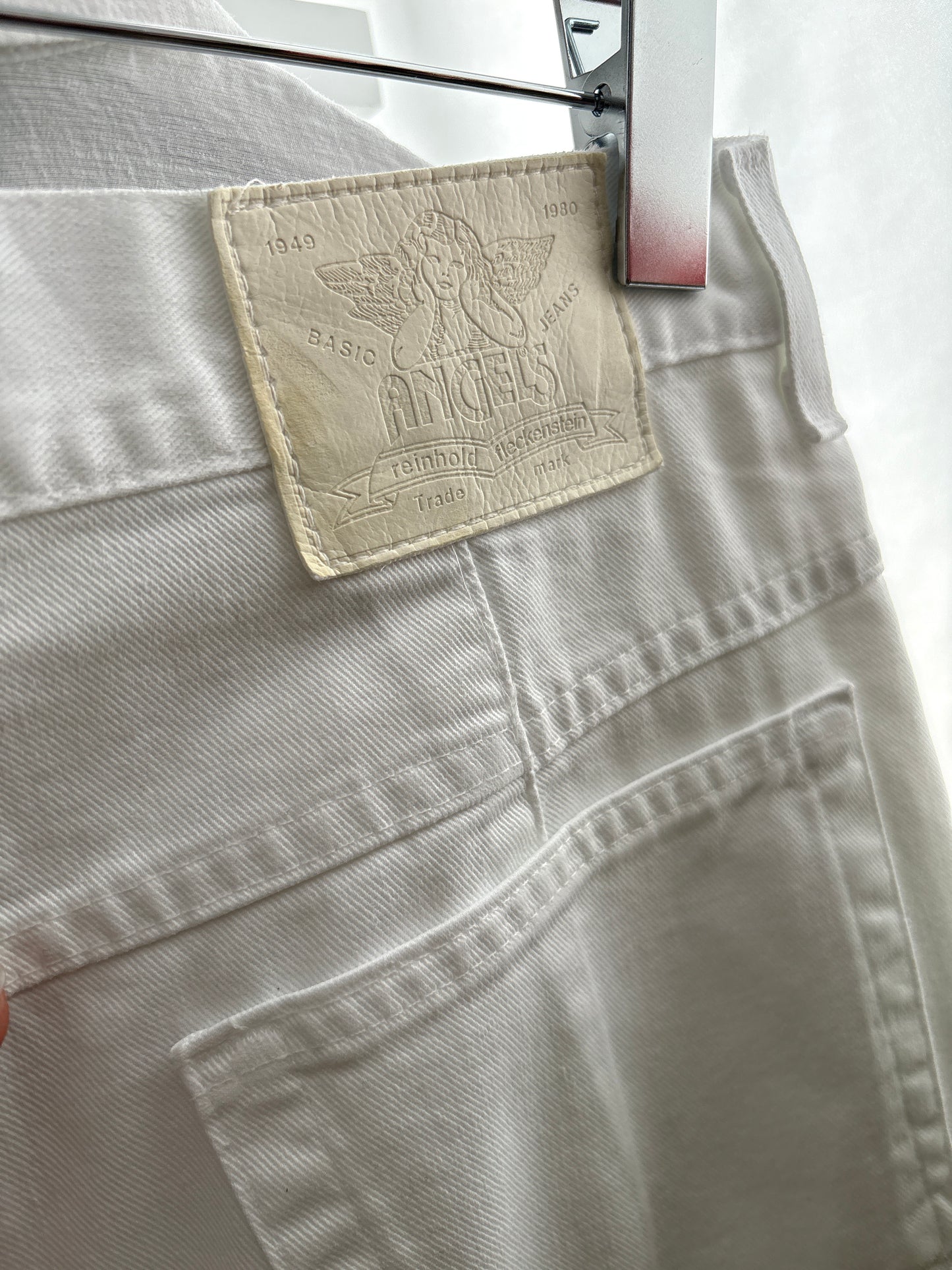 Jeans vintage mom fit petite cu talie ultra înaltă