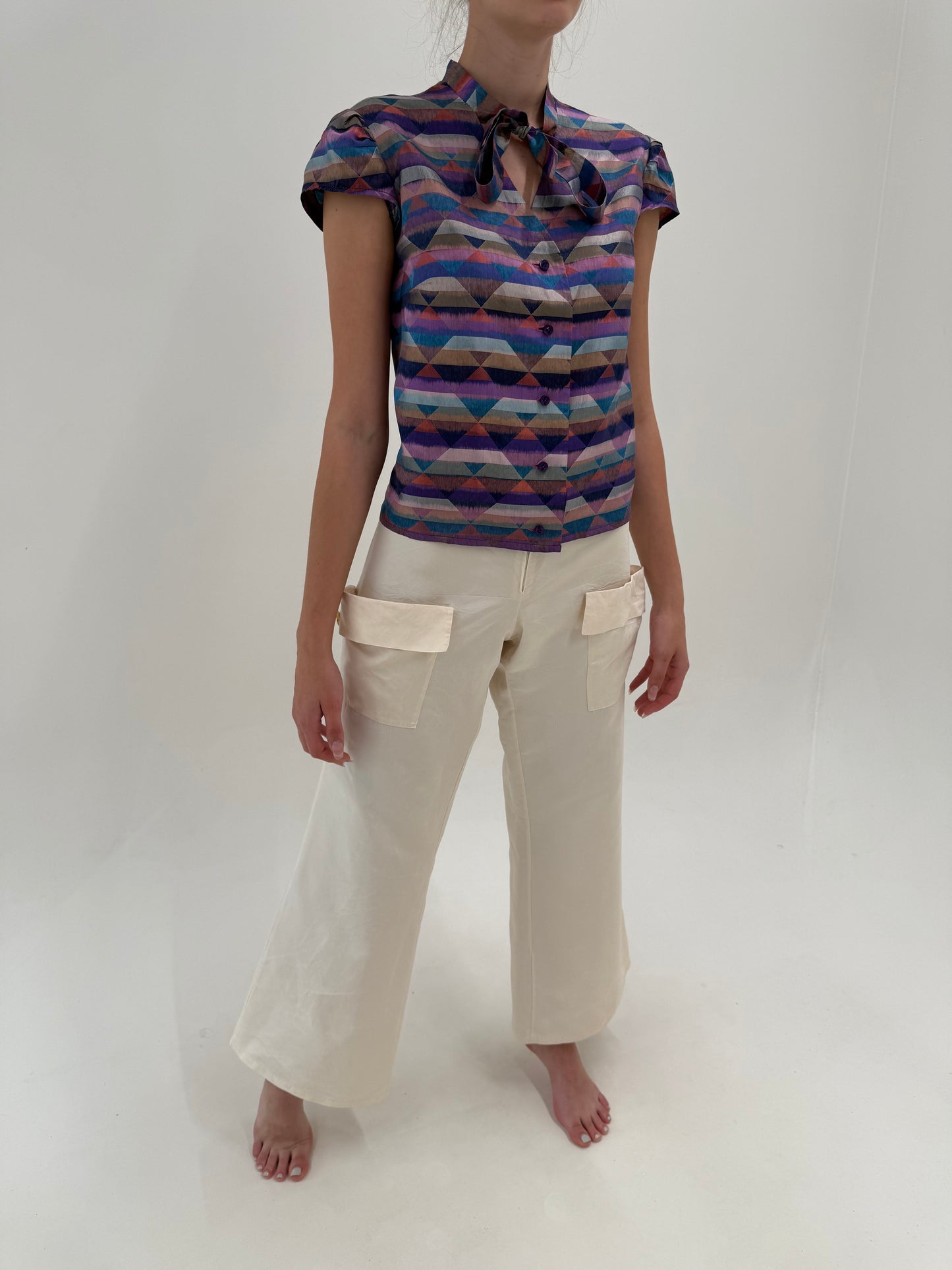 Pantaloni palazzo din mătase naturală cu influențe casual extrem de chic