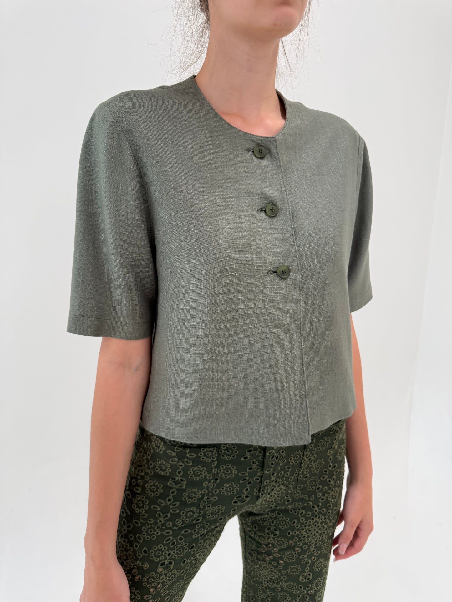 Sacou din pânză de in Sage green in croi lejer minimalist
