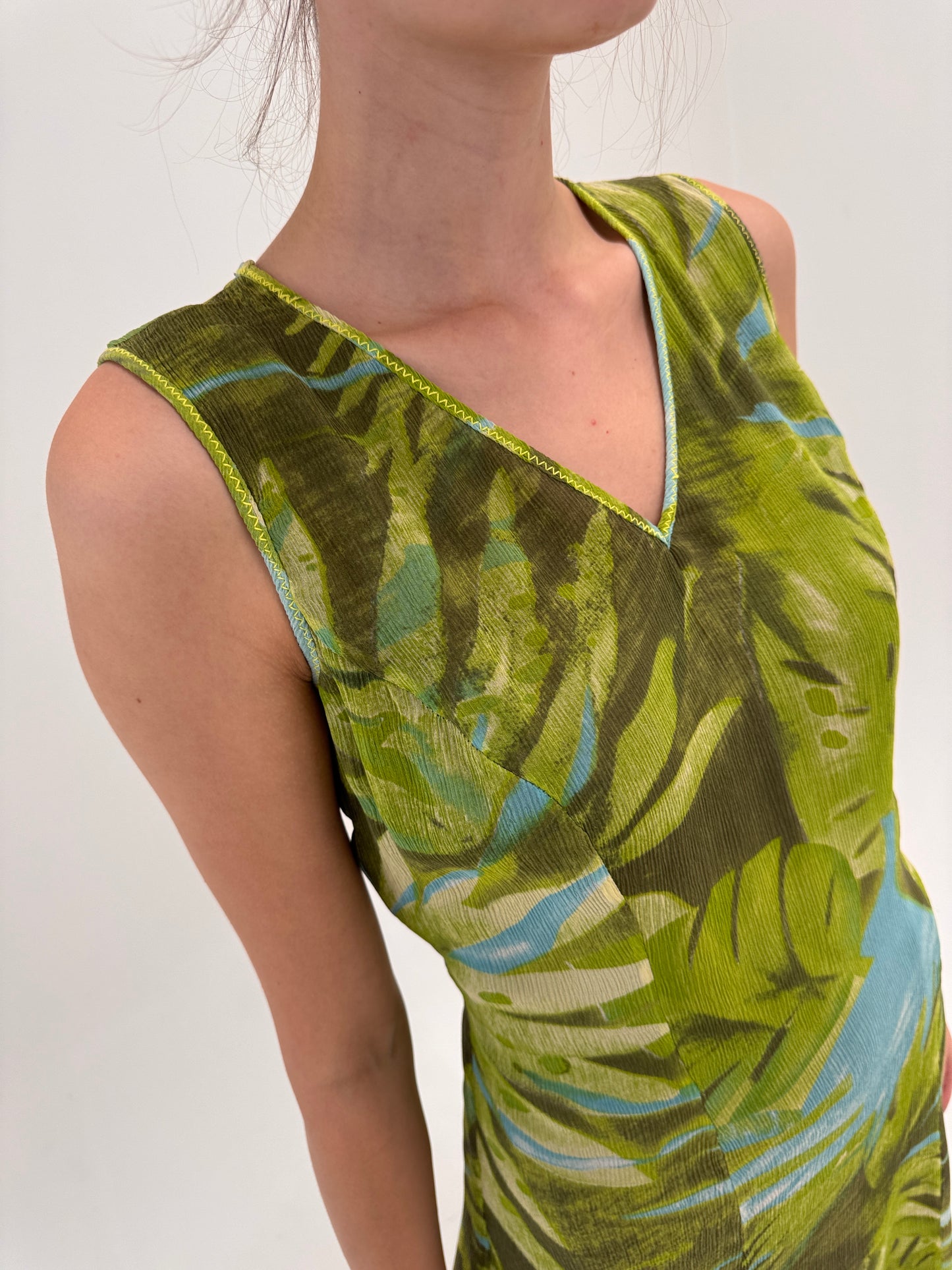 Rochie din creppe ultra confort de mătase naturală cu print organic
