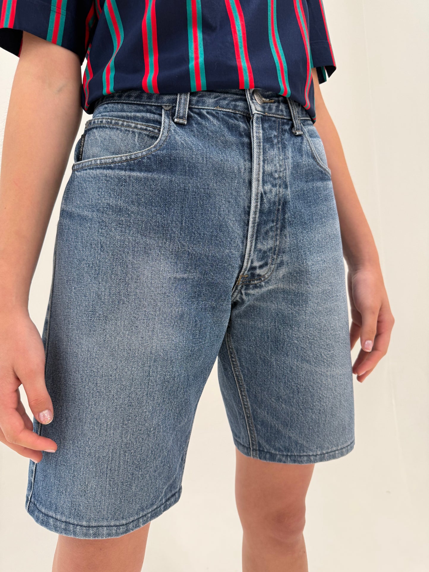 Jeans Armani scurți de vară cu talie înaltă