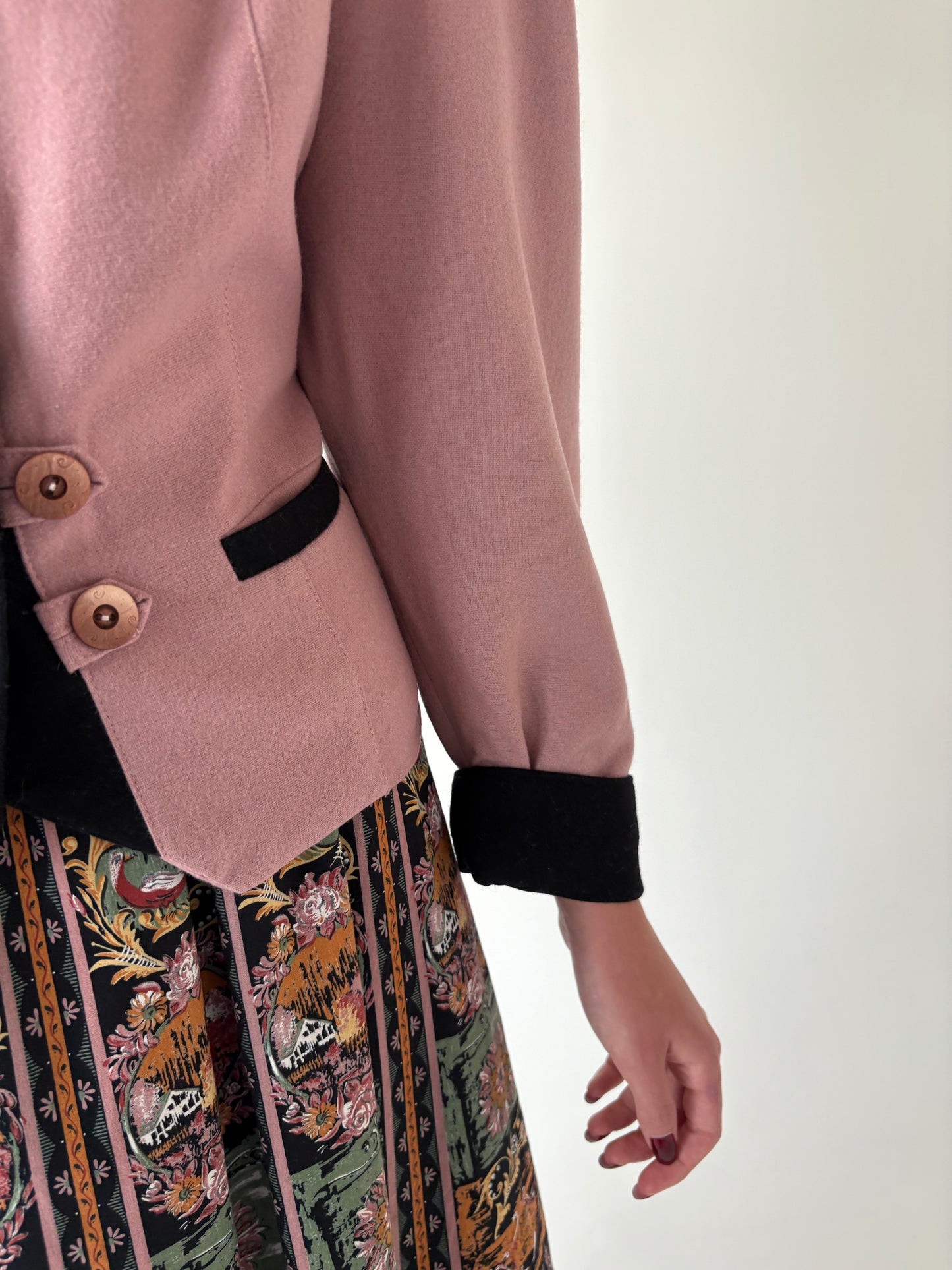 Sacou cambrat vintage old rose pink din lana extrafina