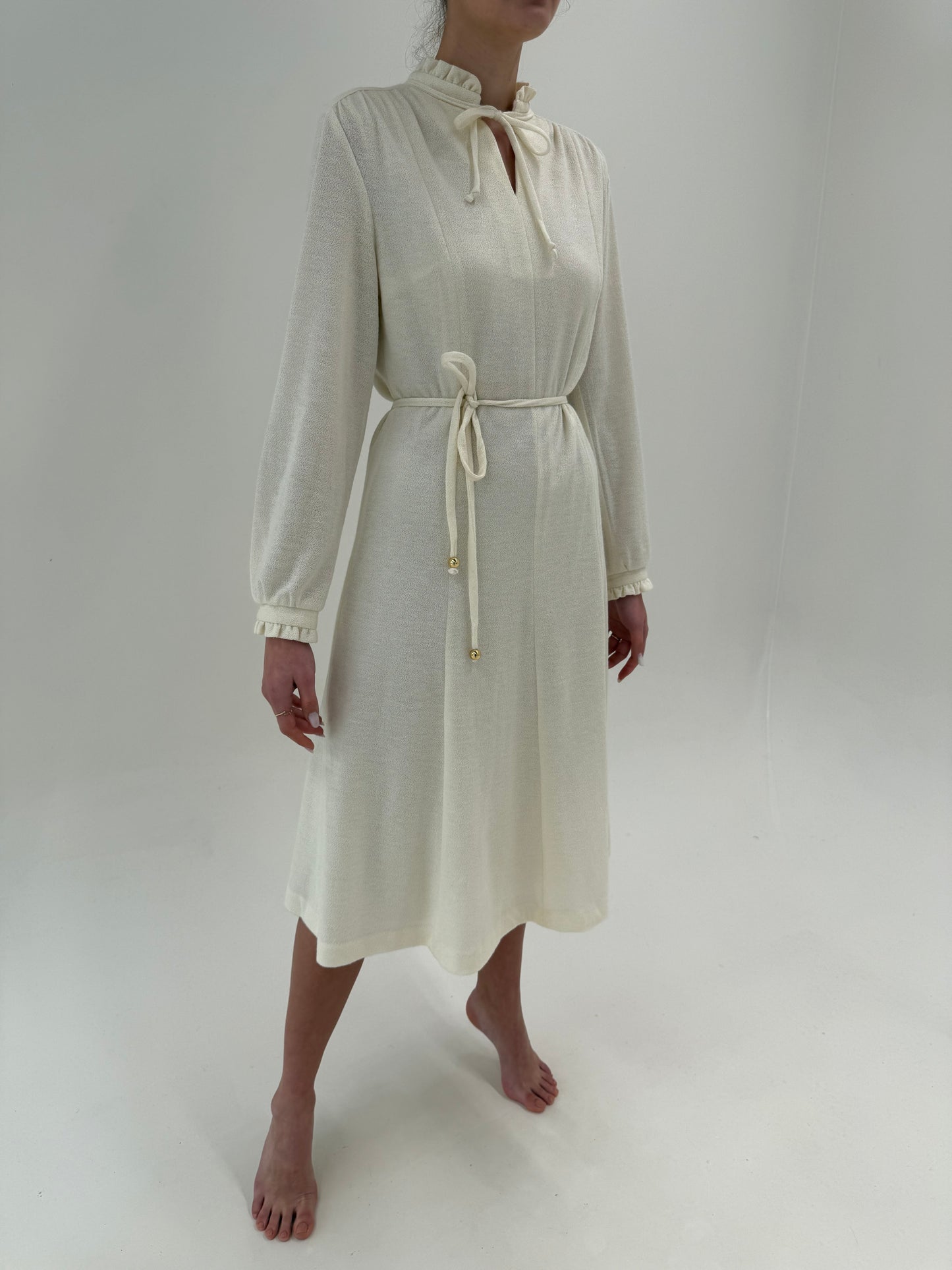 Rochie vintage butter white cu talie marcată reglabilă midi lung