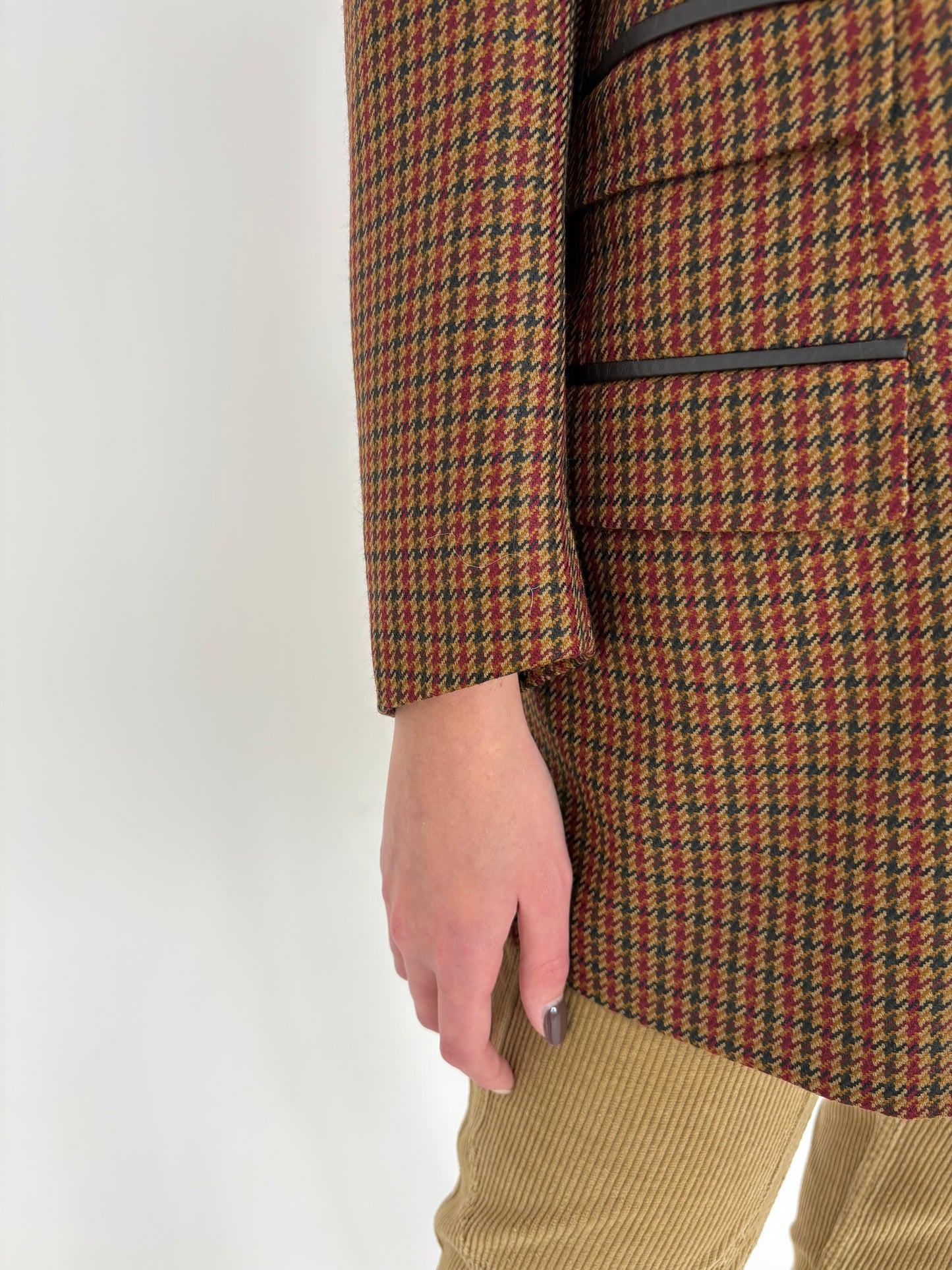 Sacou camel petite italian din tweed de lana în combinație superbă de culori