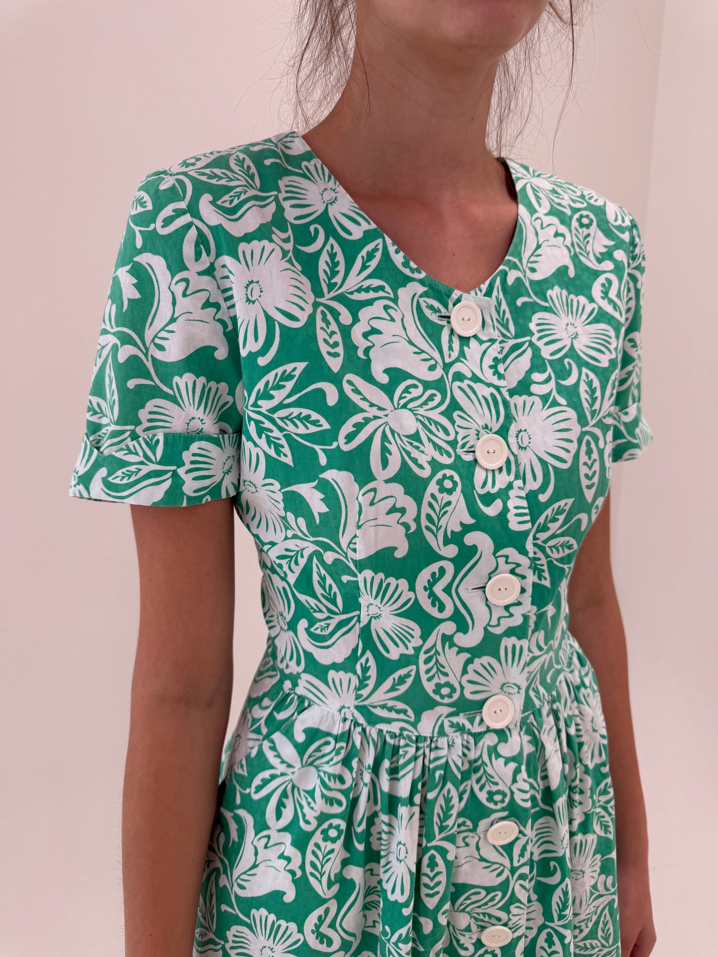 Rochie vintage din cea mai fina panzica de bumbac cu buzunare