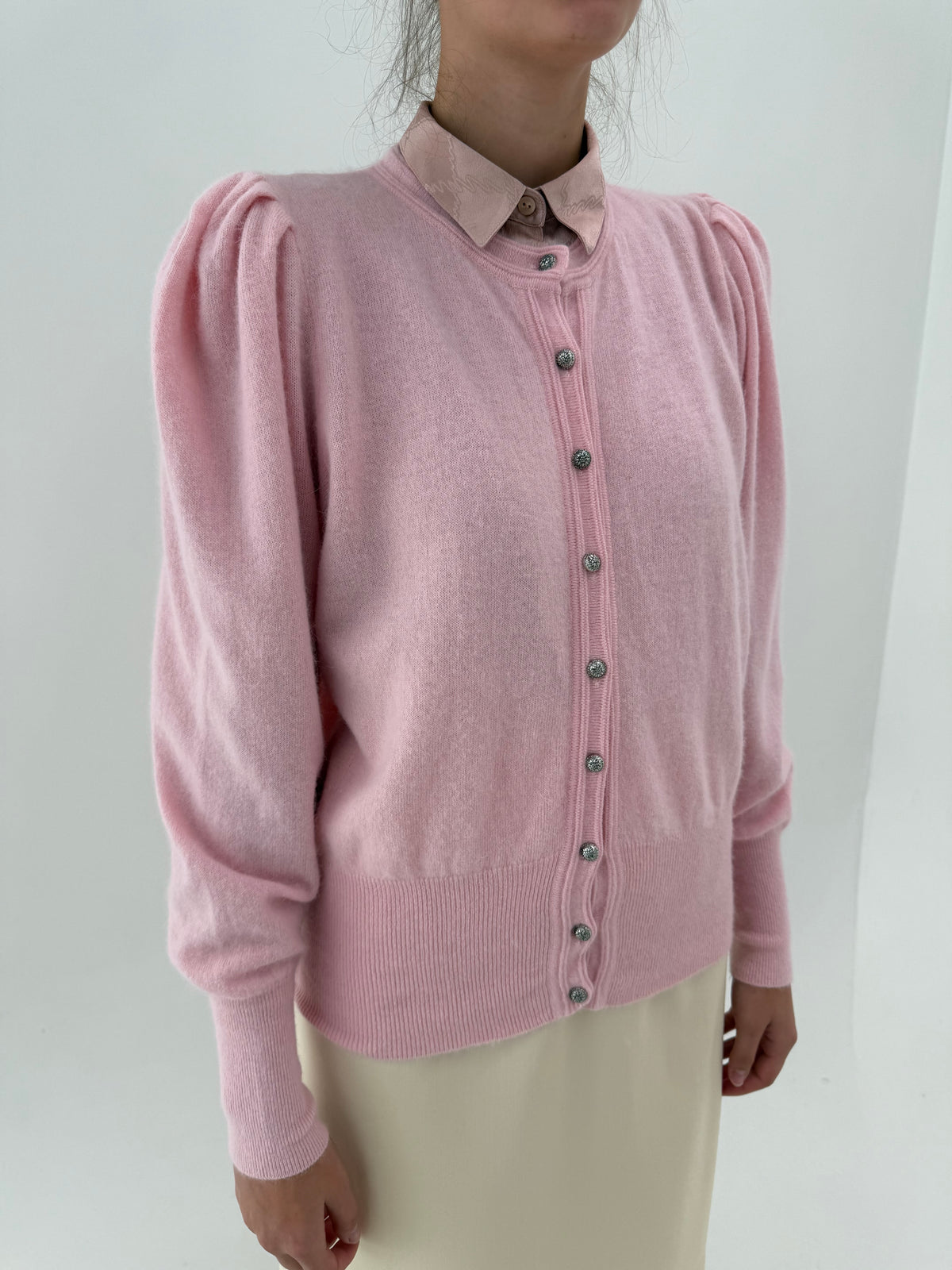 Cardigan vintage tip jachetă cu mâneci ample și manșete înalte din Angora și lana extrafina