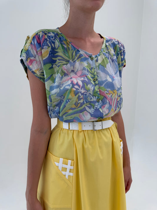 Top din challis (panzica foarte fina) cu print floral superb