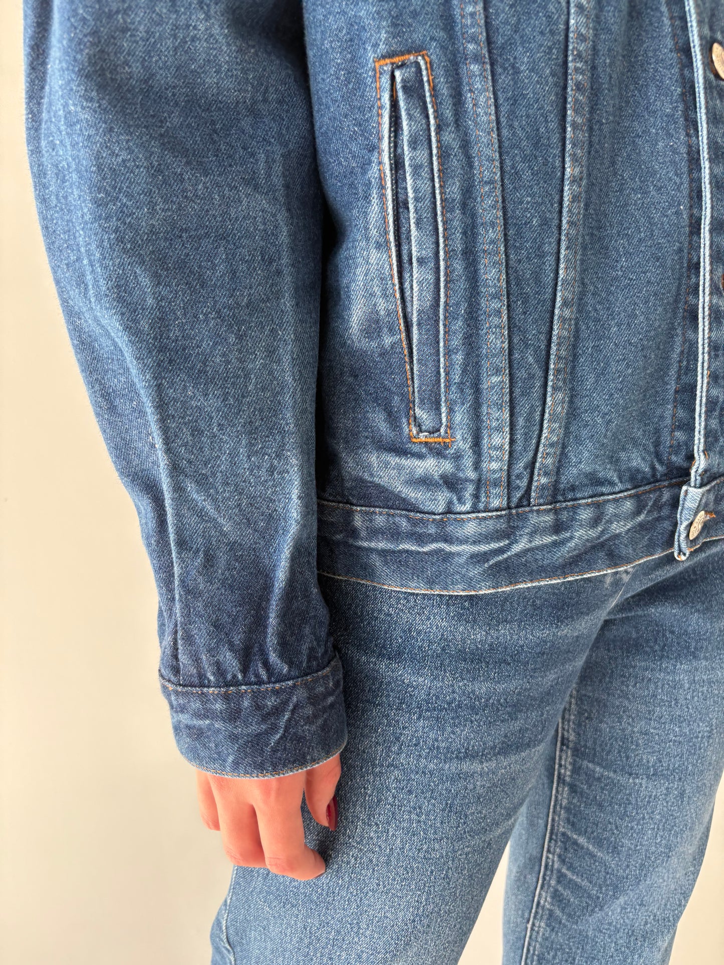 Geaca italiana old vintgae din jeans ‘trucker jacket’ anii 80