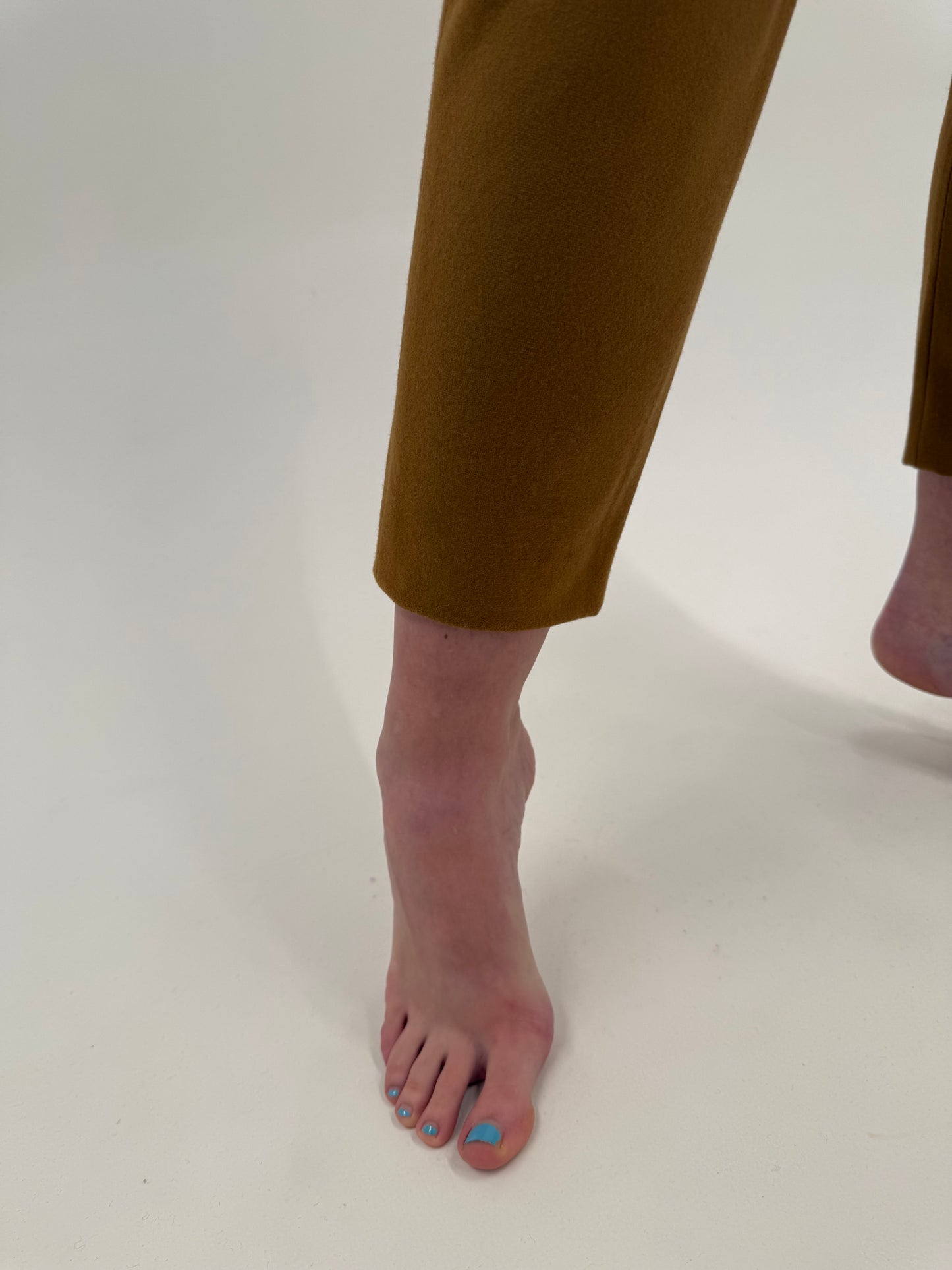 Pantaloni vintage tall camel din stofă groasă în croi super chic