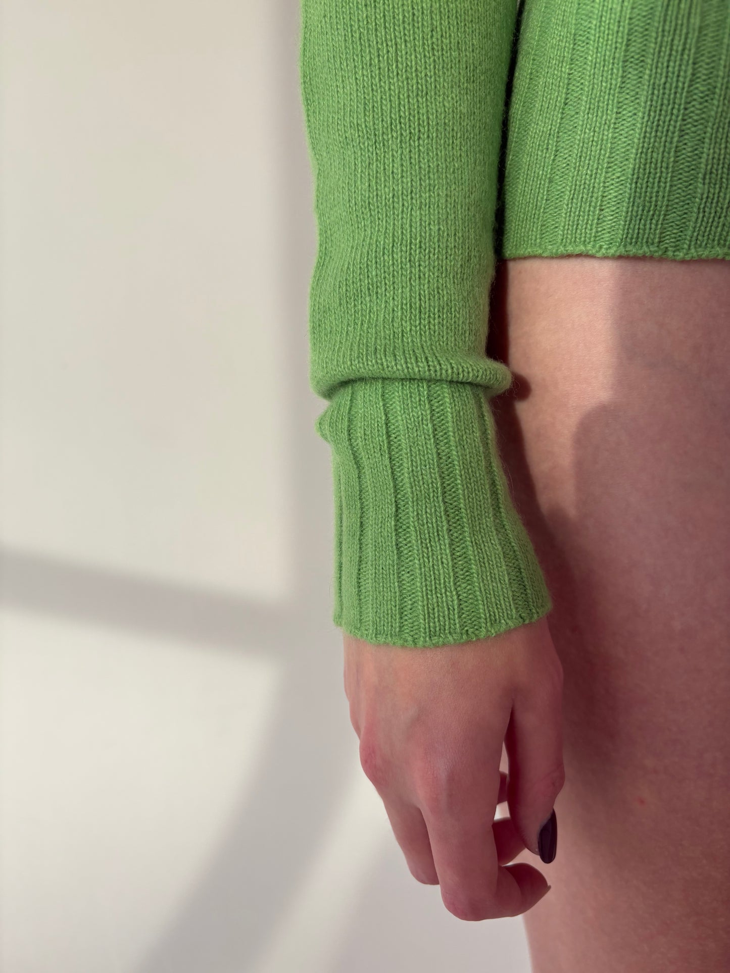 Pulover vede crud tall de gramaj mare din lana merino extrafina