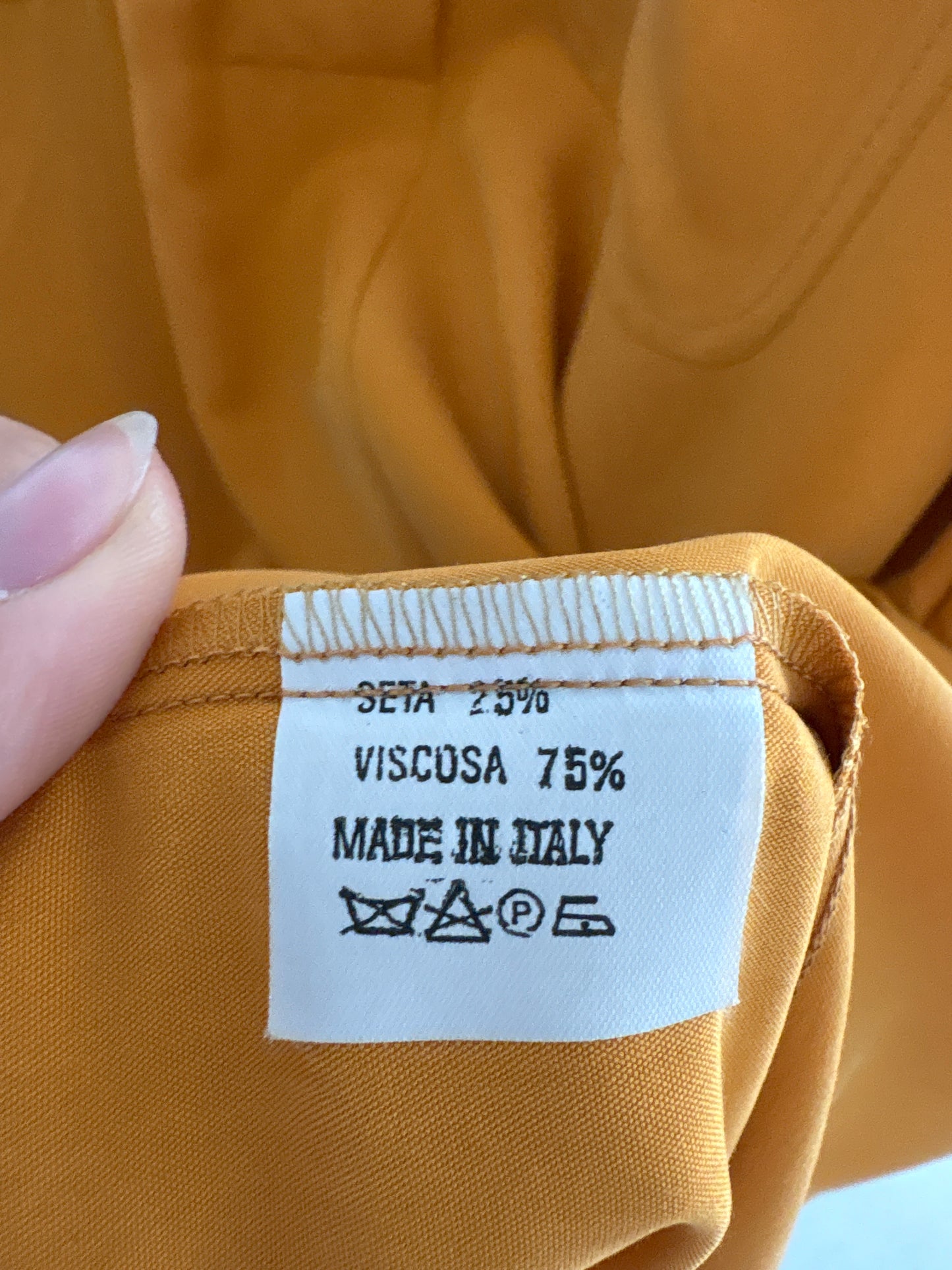 Rochie italiană saffron yellow din mătase naturală și vascoza