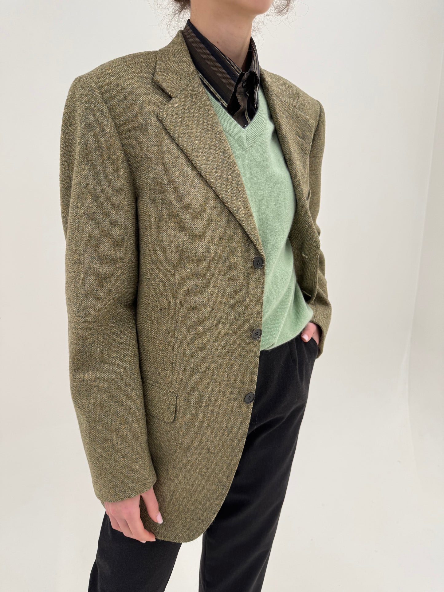 Sacou italian din tweed Donegal camel și kaki din lana în croi actual