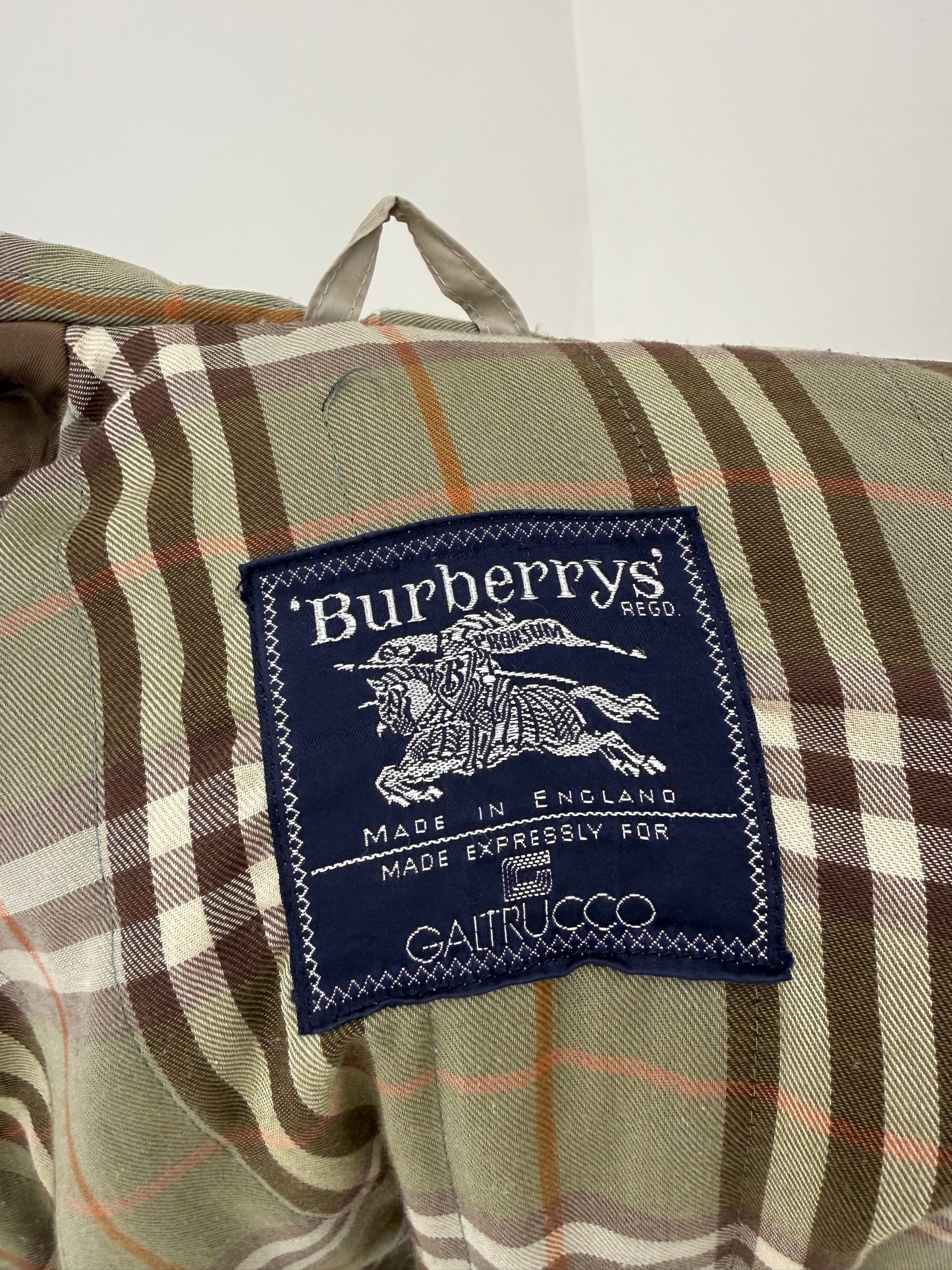 Parka vintage Burberry very light sage green cu glugă