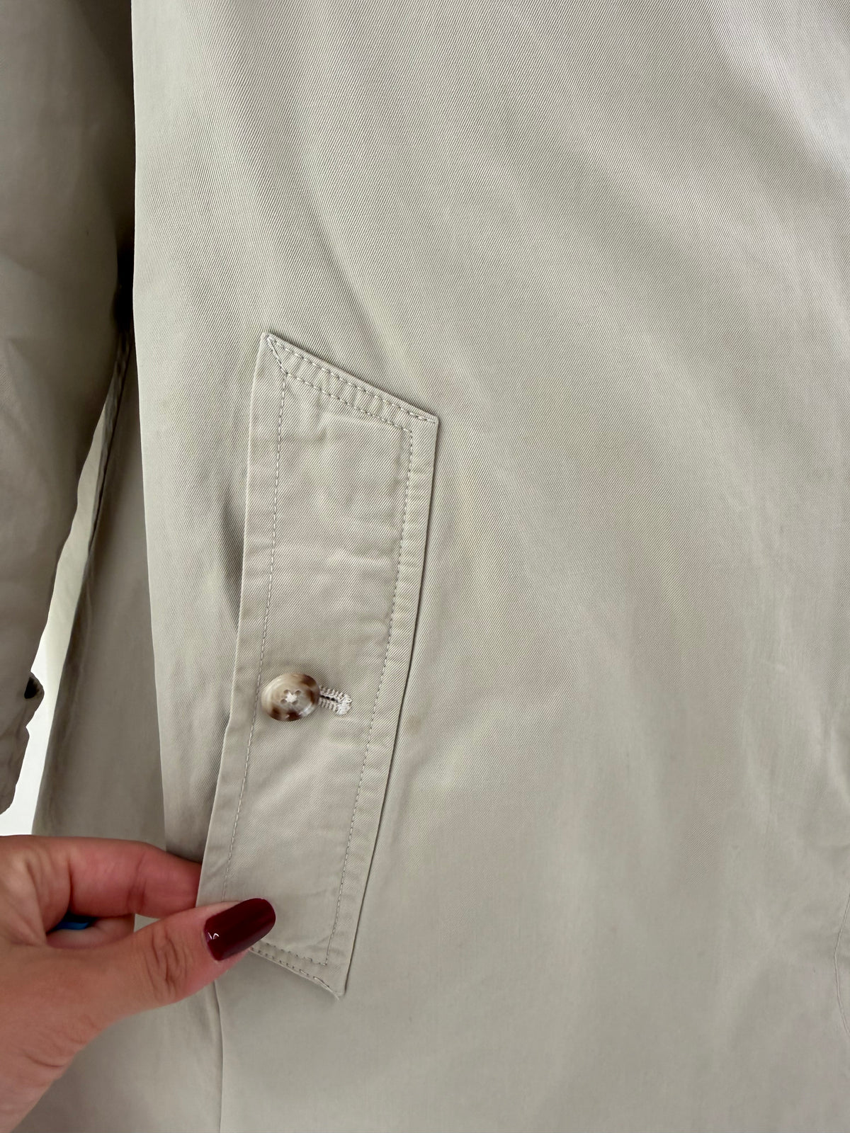 Trench old vintage Burberry anii 70 din bumbac impermeabilizat și căptușeală iconică Nova Check