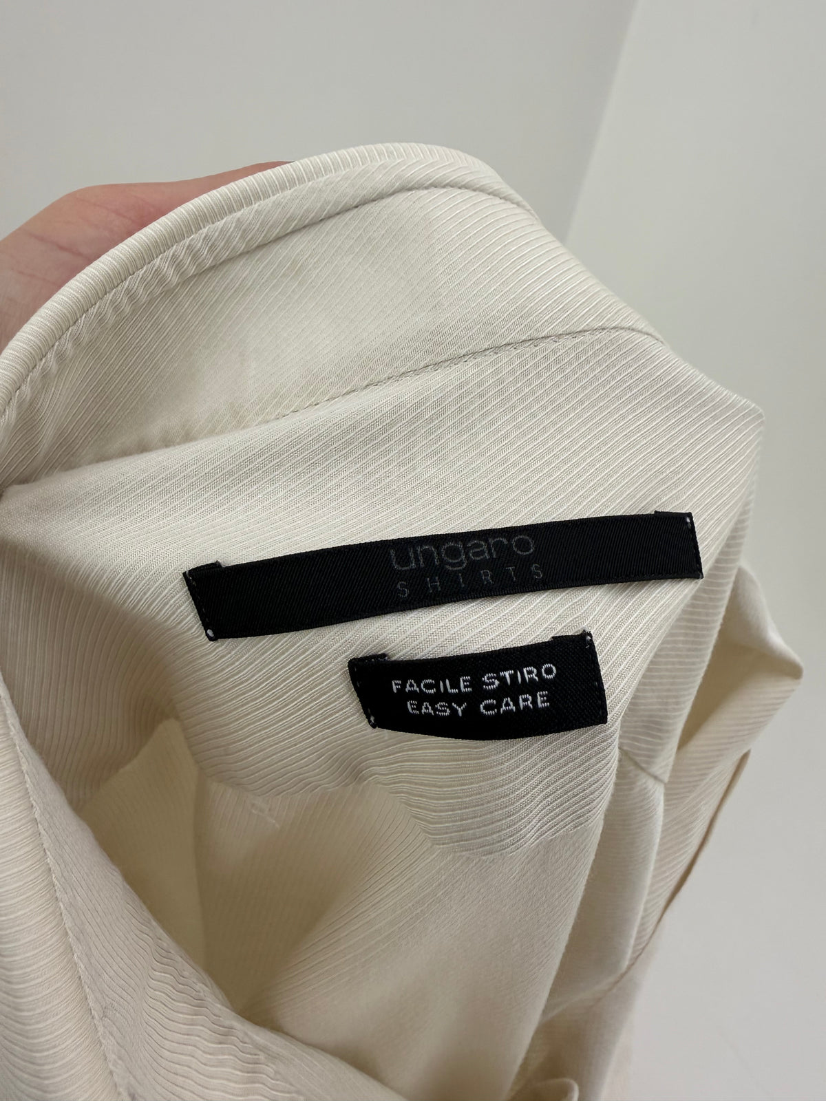 Cămașa luxury Ungaro off white din poplin excepțional texturat de bumbac