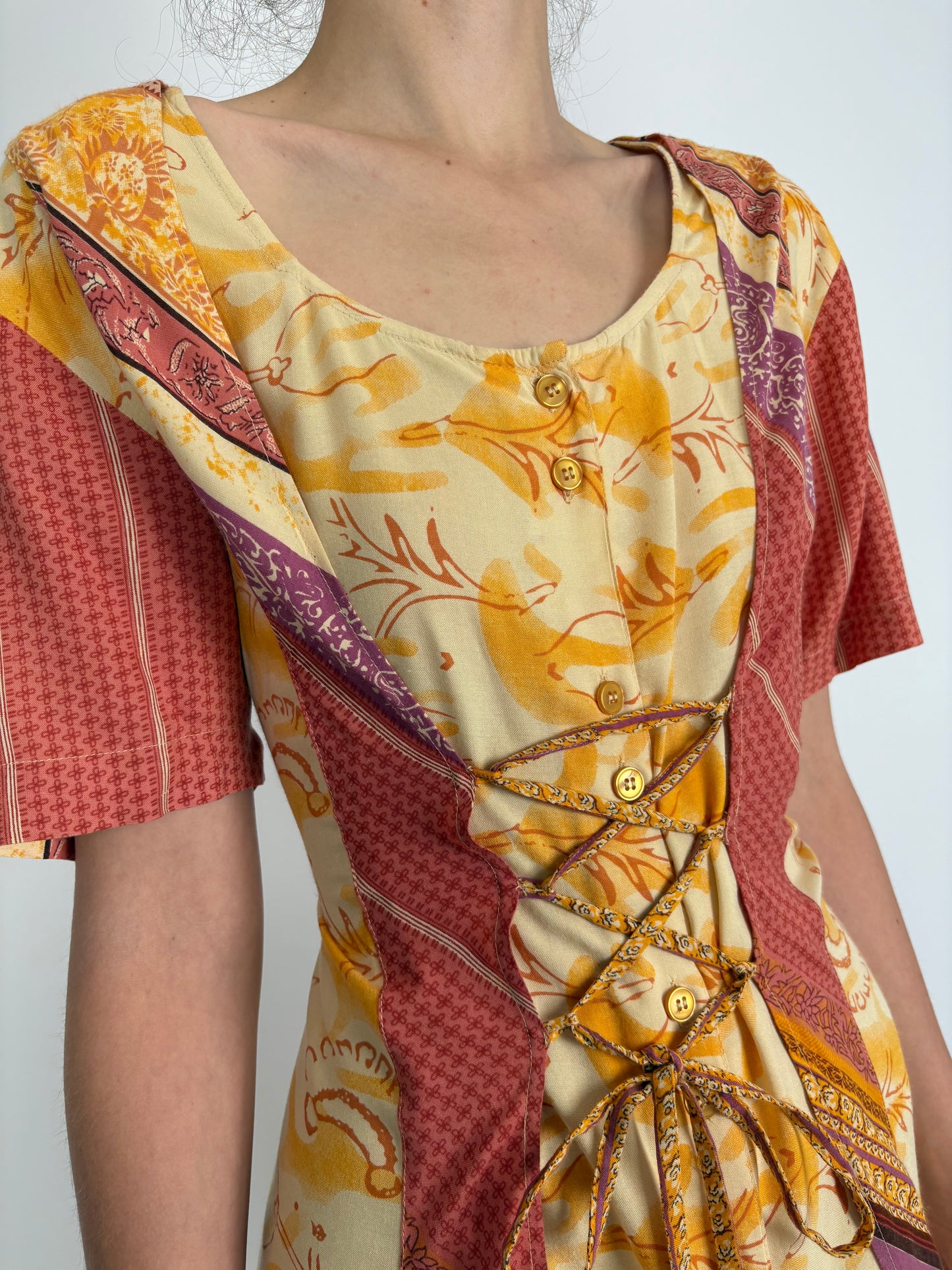Rochie vintage vaporoasă cu talie marcată reglabilă