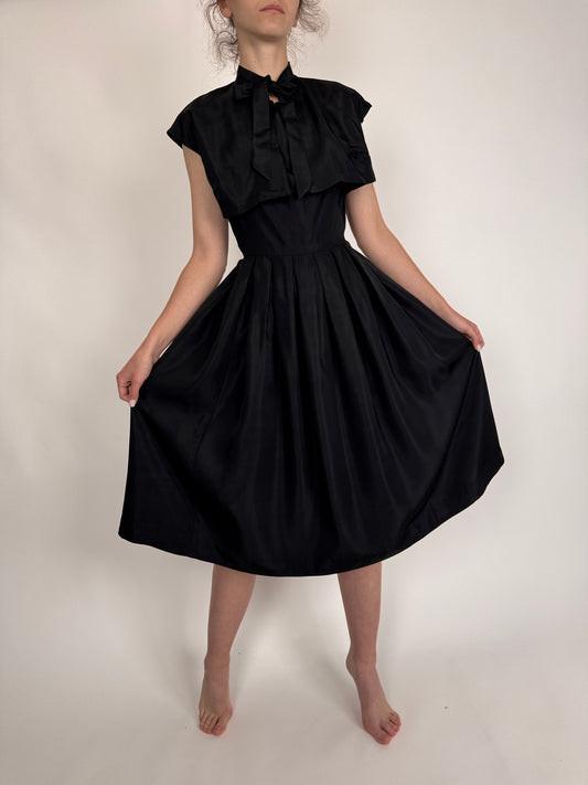 Set vintage negru excepțional de colecție în croi de ani 50