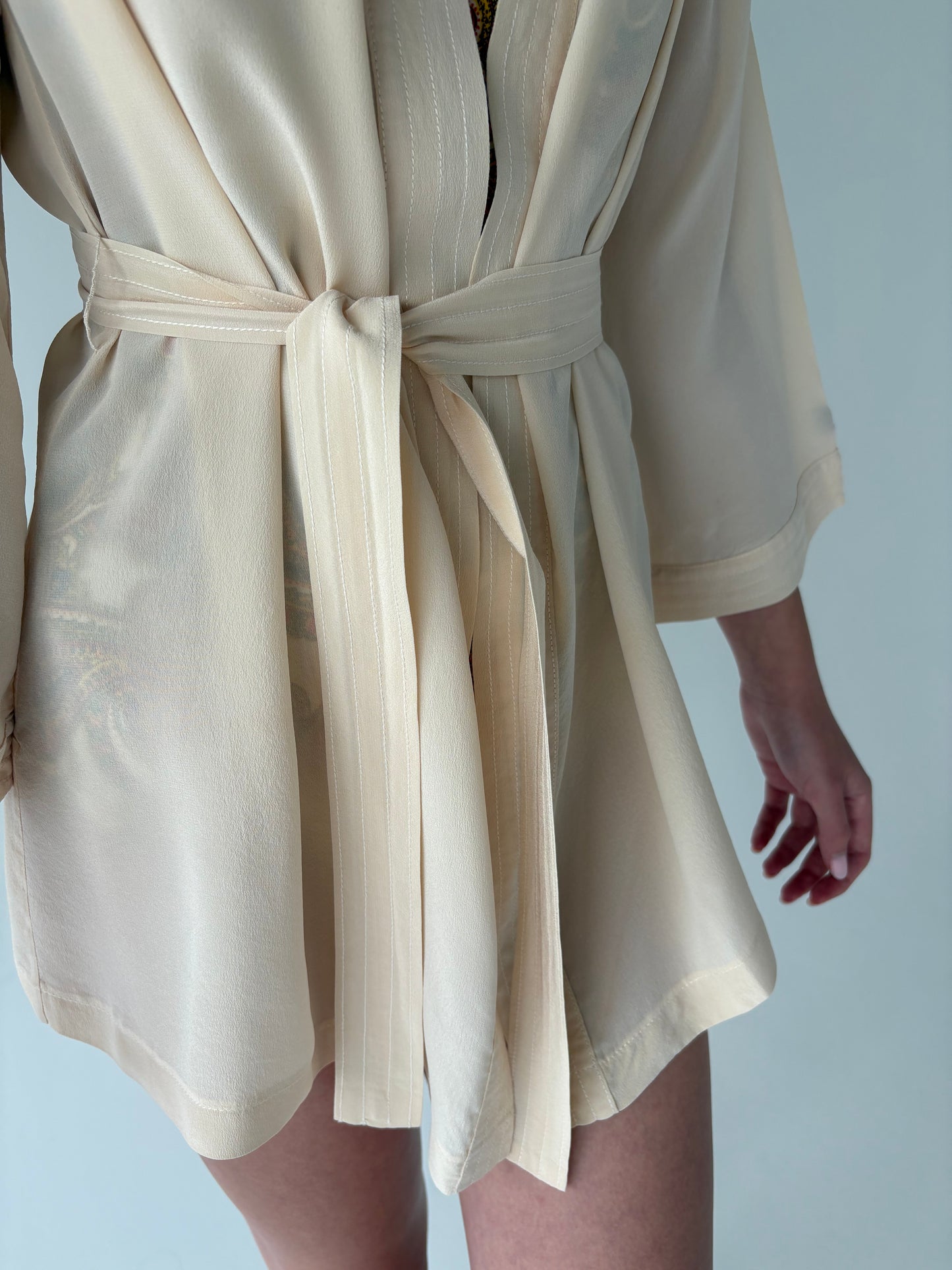 Halat / Top din mătase naturală luxury Guy Laroche cu influențe de kimono