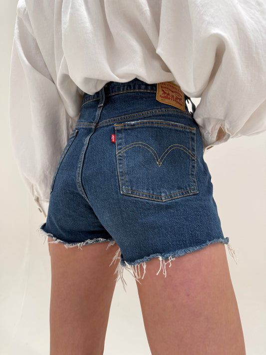Pantaloni scurți Levi’s din jeans dark wash