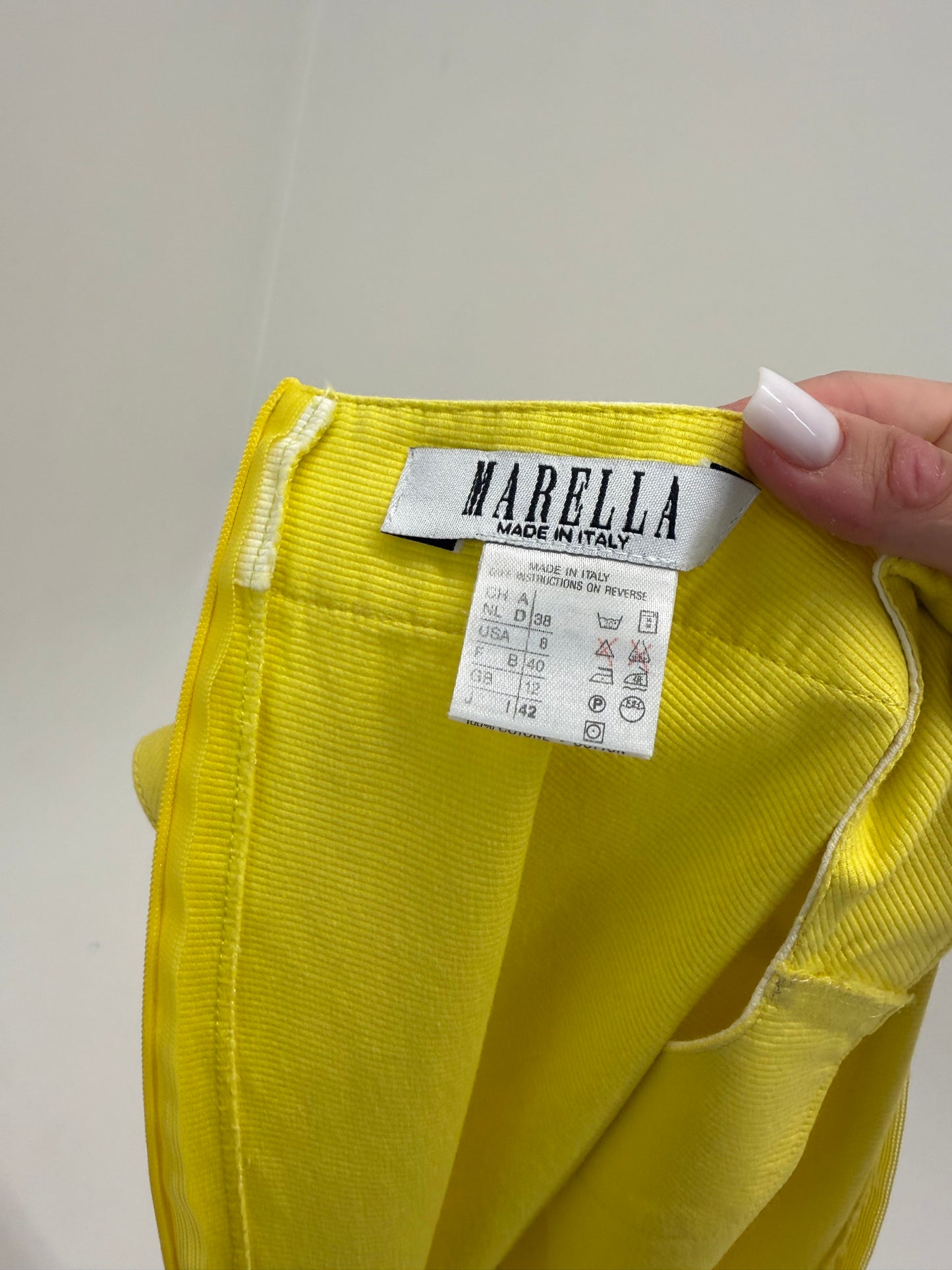 Rochie Marella by Max Mara în croi cambrat din faille de bumbac electric  yellow