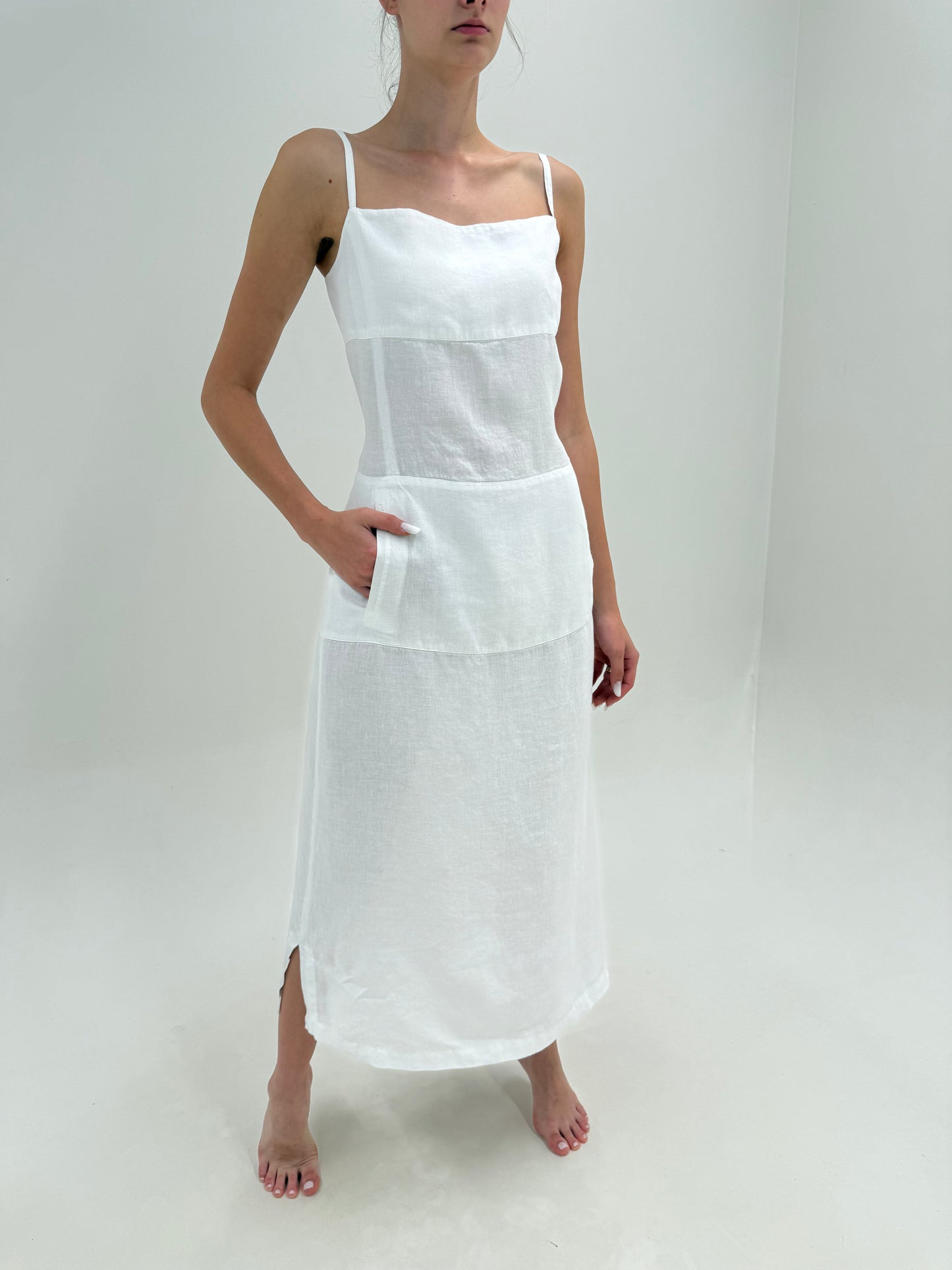 Rochie Max Mara din in pur în croi minimalist cu buzunare