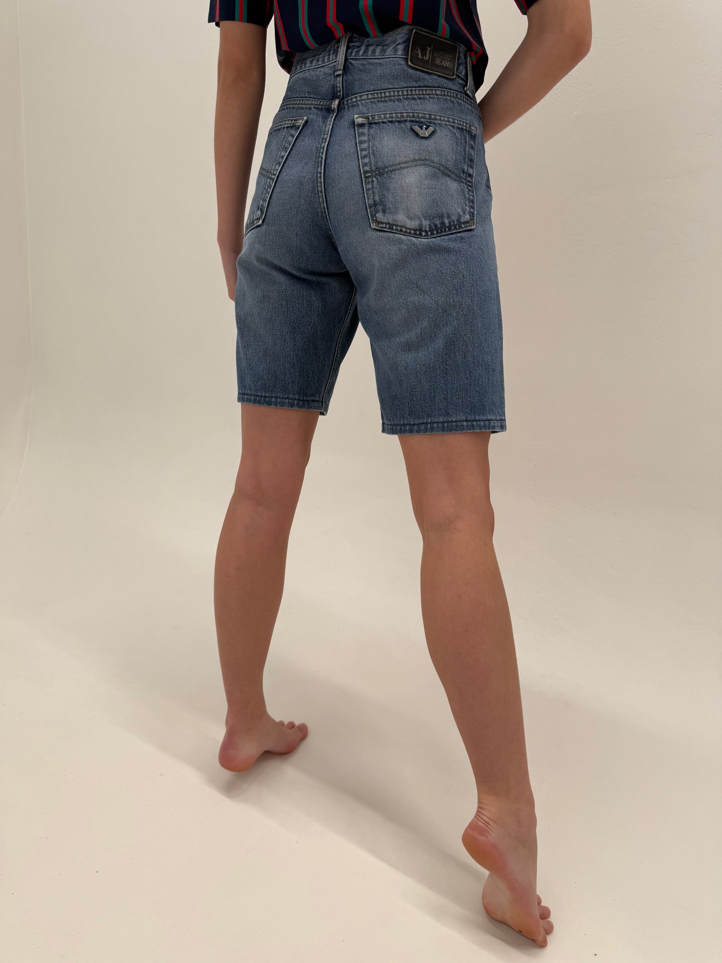 Jeans Armani scurți de vară cu talie înaltă