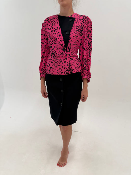 Rochie vintage cu peplum și animal print stilizat fucsia cu negru petite